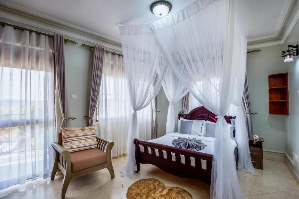 Bed in Keba Xpress Hotel - Entebbe