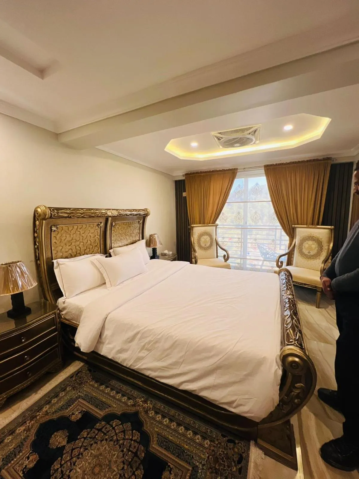 Bedroom, Bed in Burj A Zafar