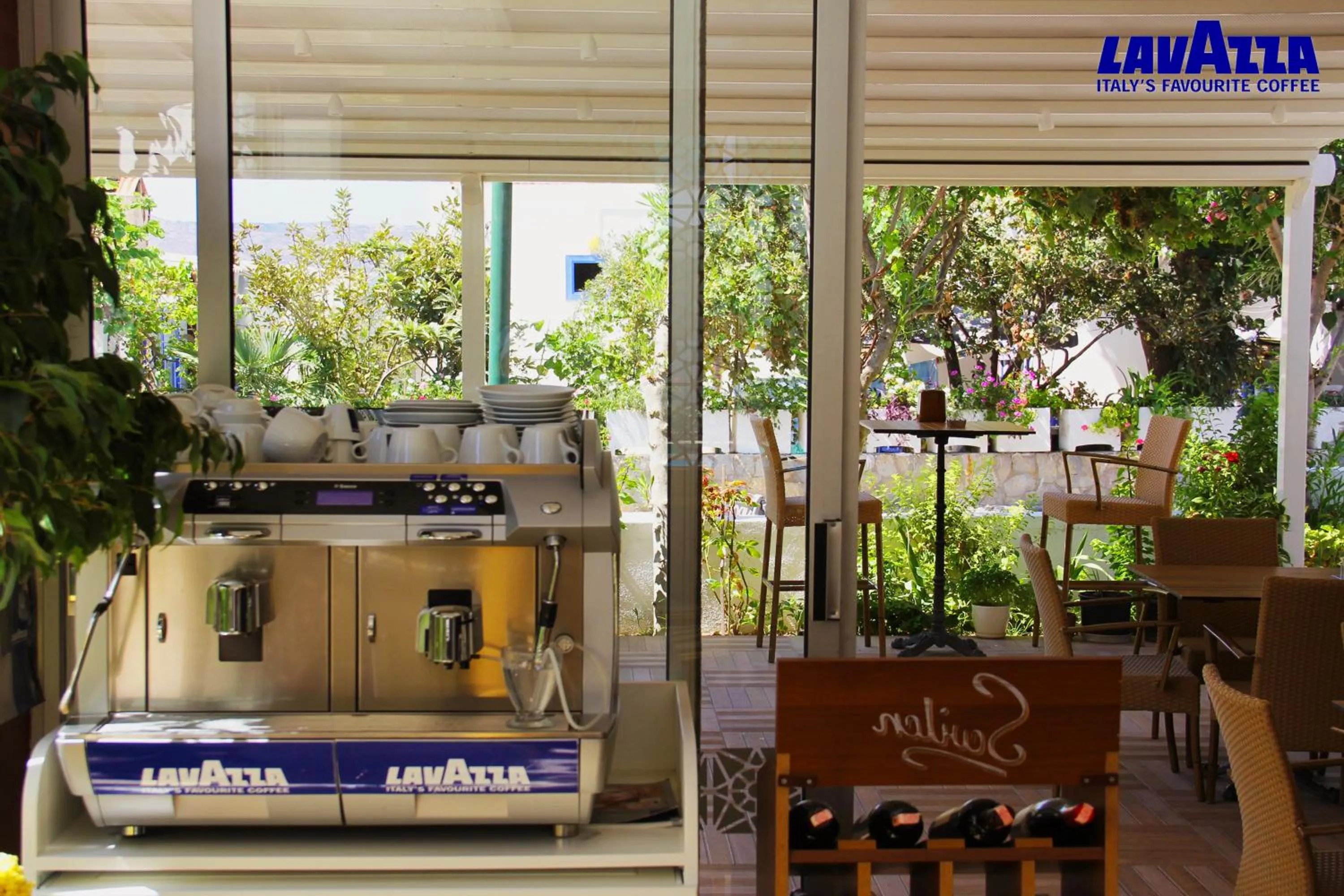 Restaurant/places to eat in The Losh Hotel