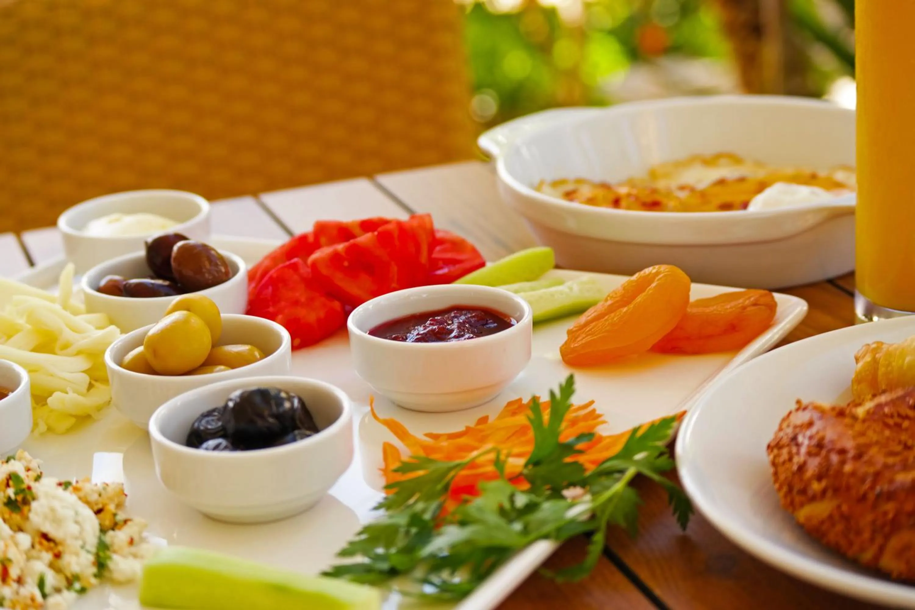 Restaurant/places to eat in The Losh Hotel