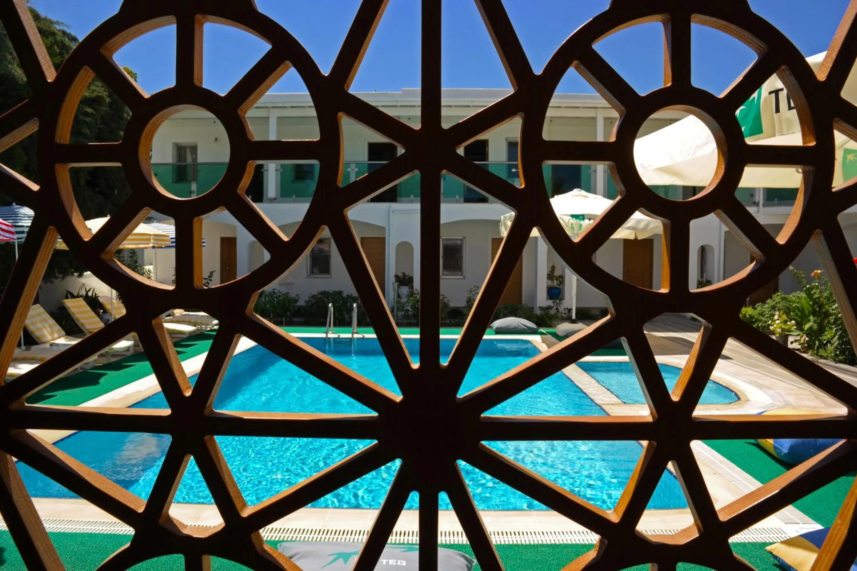 Pool view in The Losh Hotel