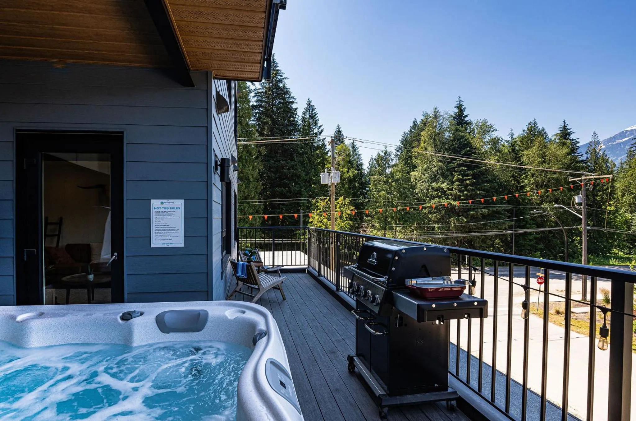 Hemlock Hangout by Revelstoke Vacations