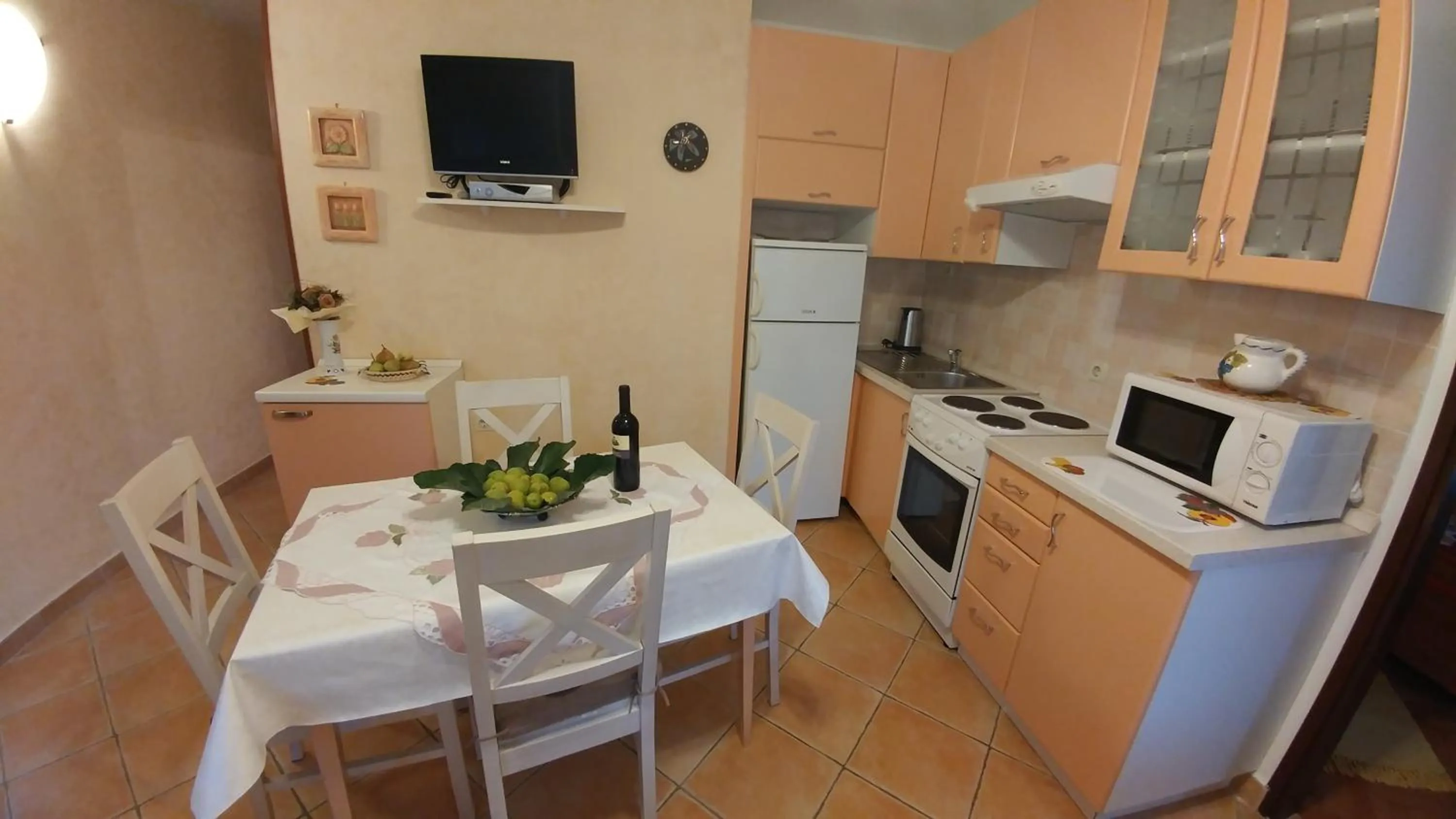 Kitchen or kitchenette in Apartmani Villa Otilija