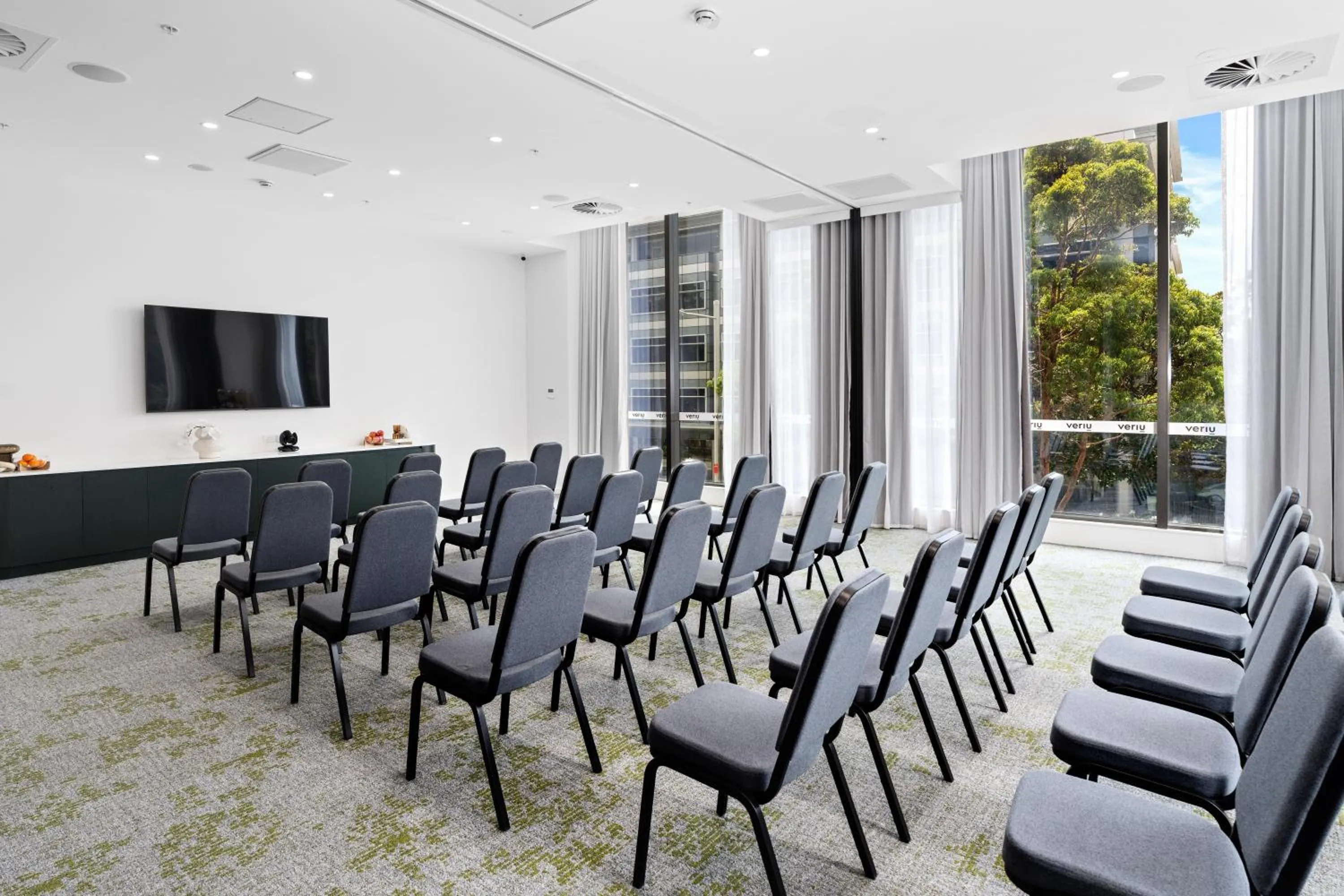 Meeting/conference room in Veriu Macquarie Park
