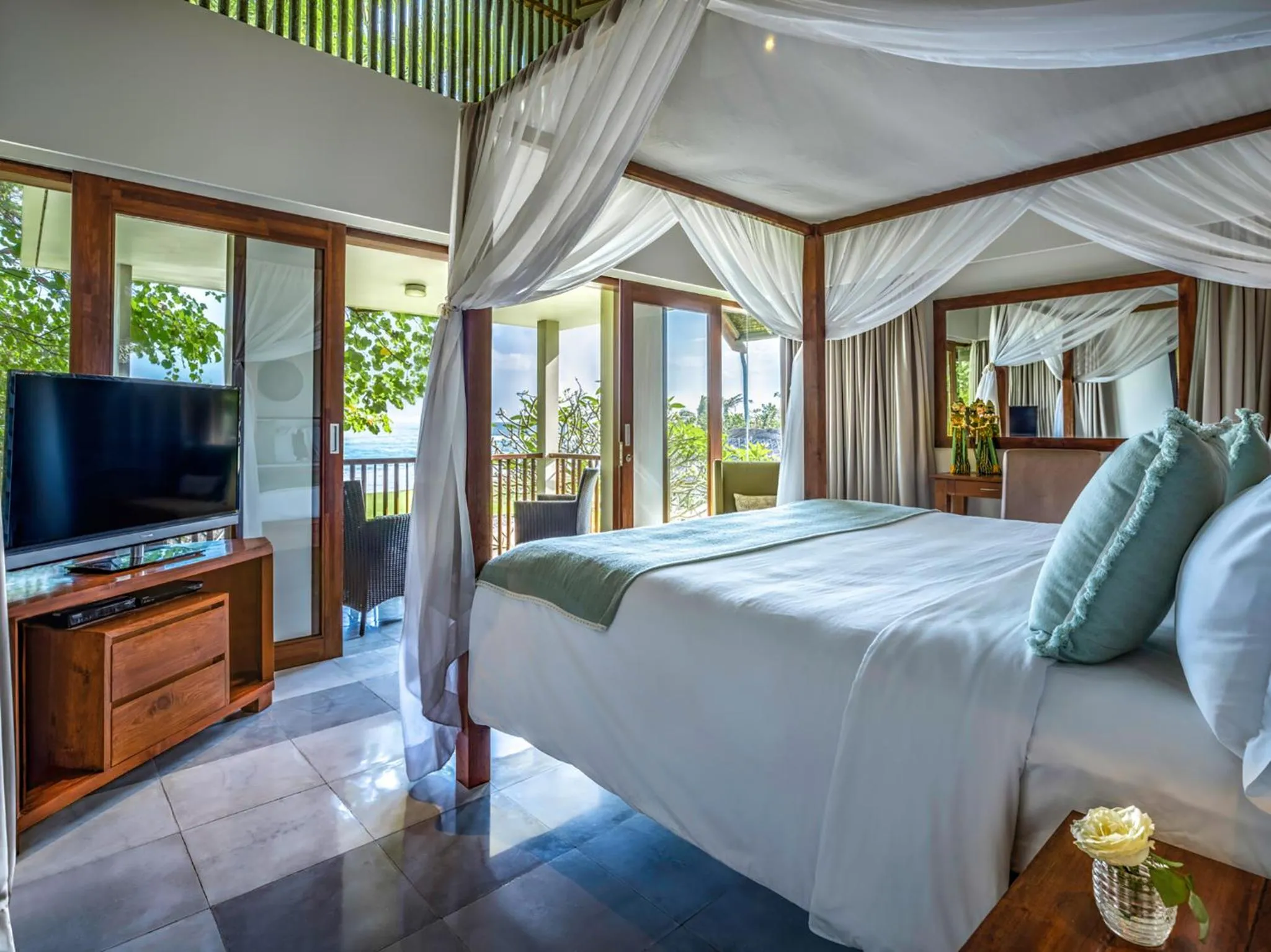 Bed in Seseh Beach Villas