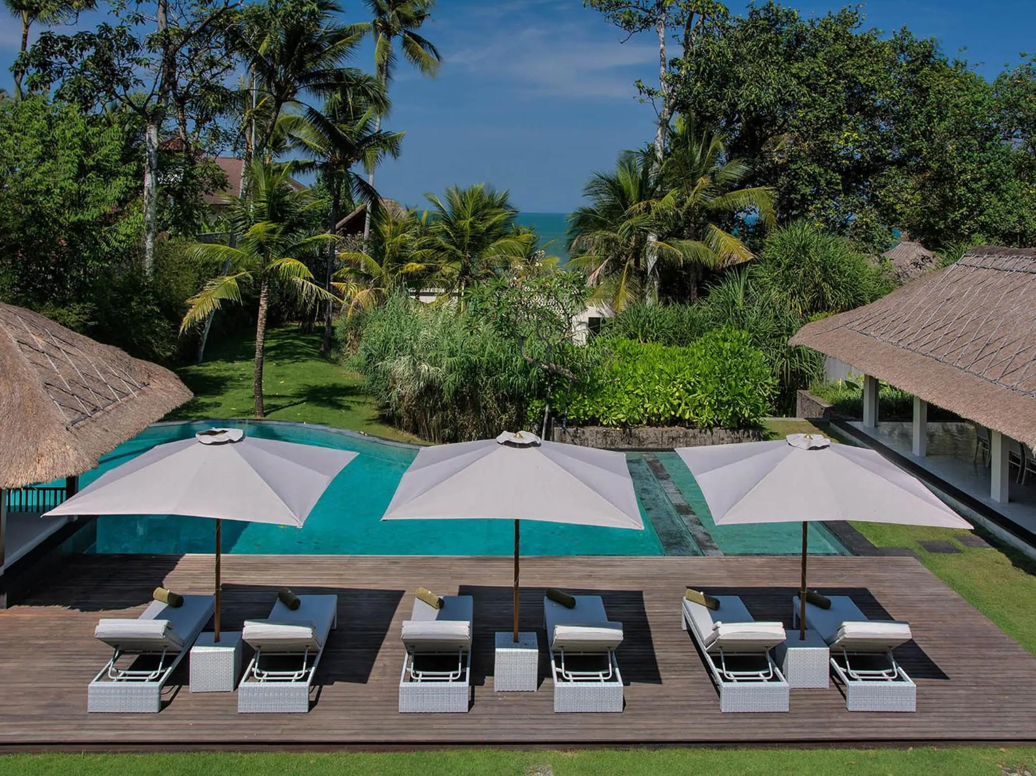 Garden view in Seseh Beach Villas