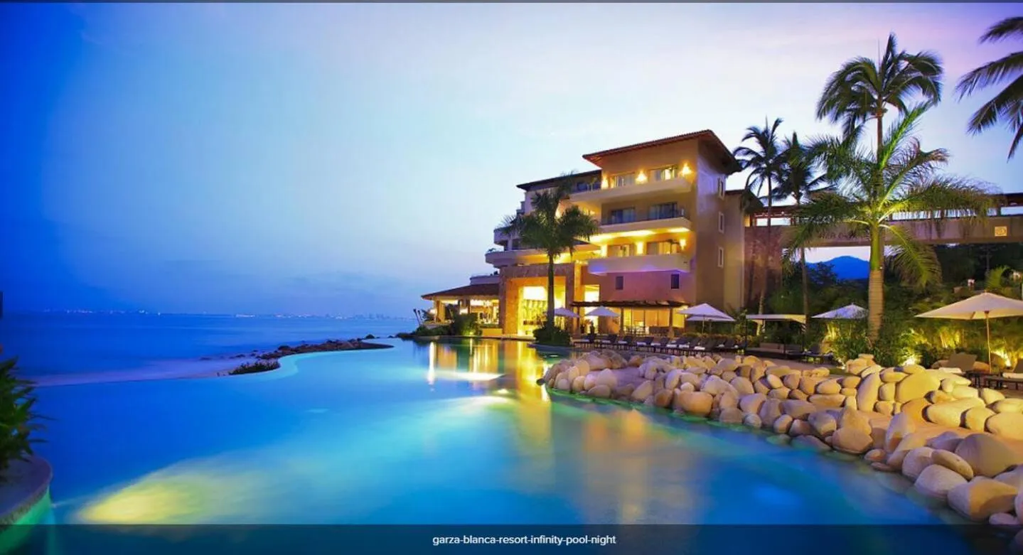 Swimming pool in GARZA BLANCA PRESERVE RESORT & SPA
