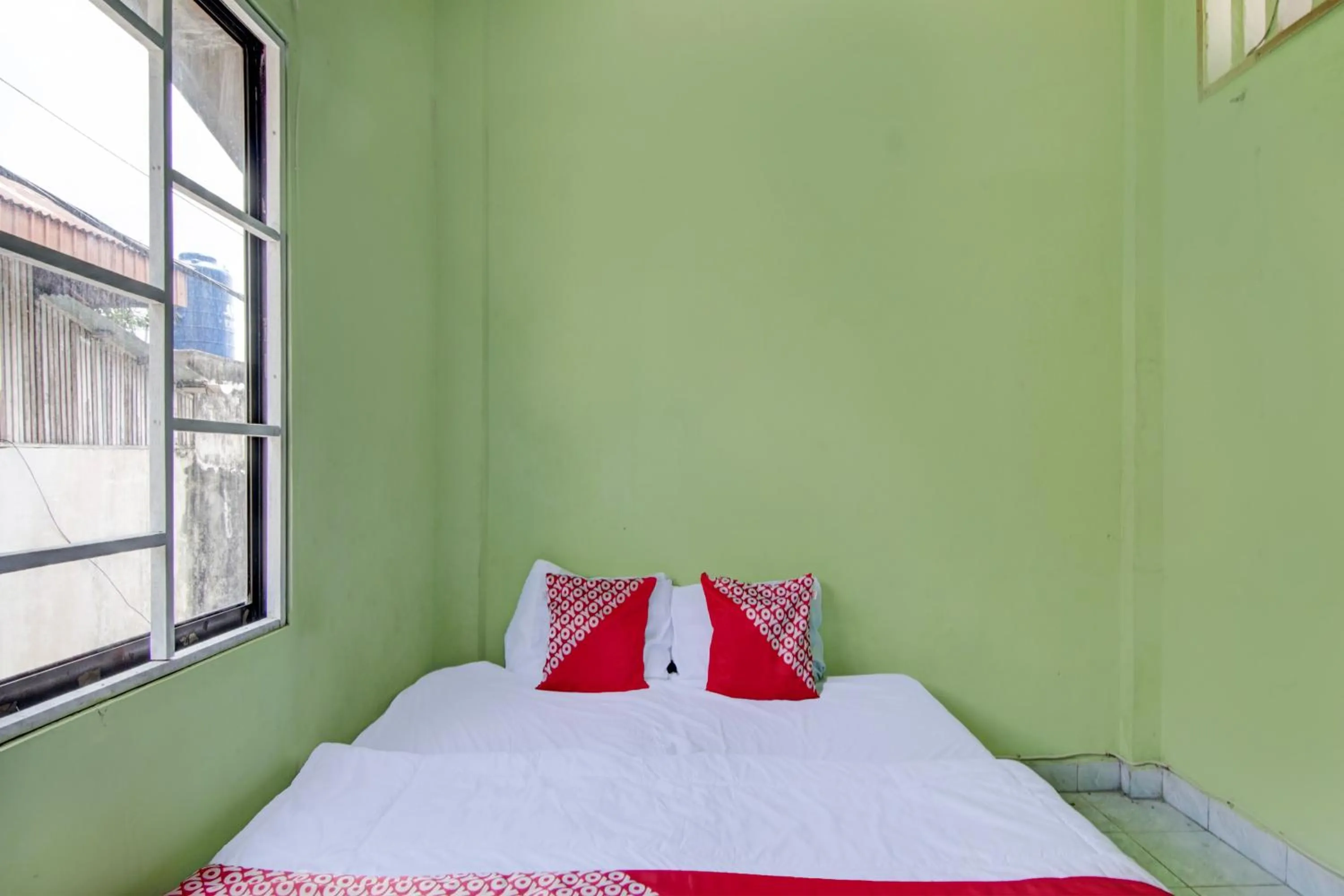 Bedroom, Bed in Hotel O Angsana Aglow Homestay Near Taman Angsana