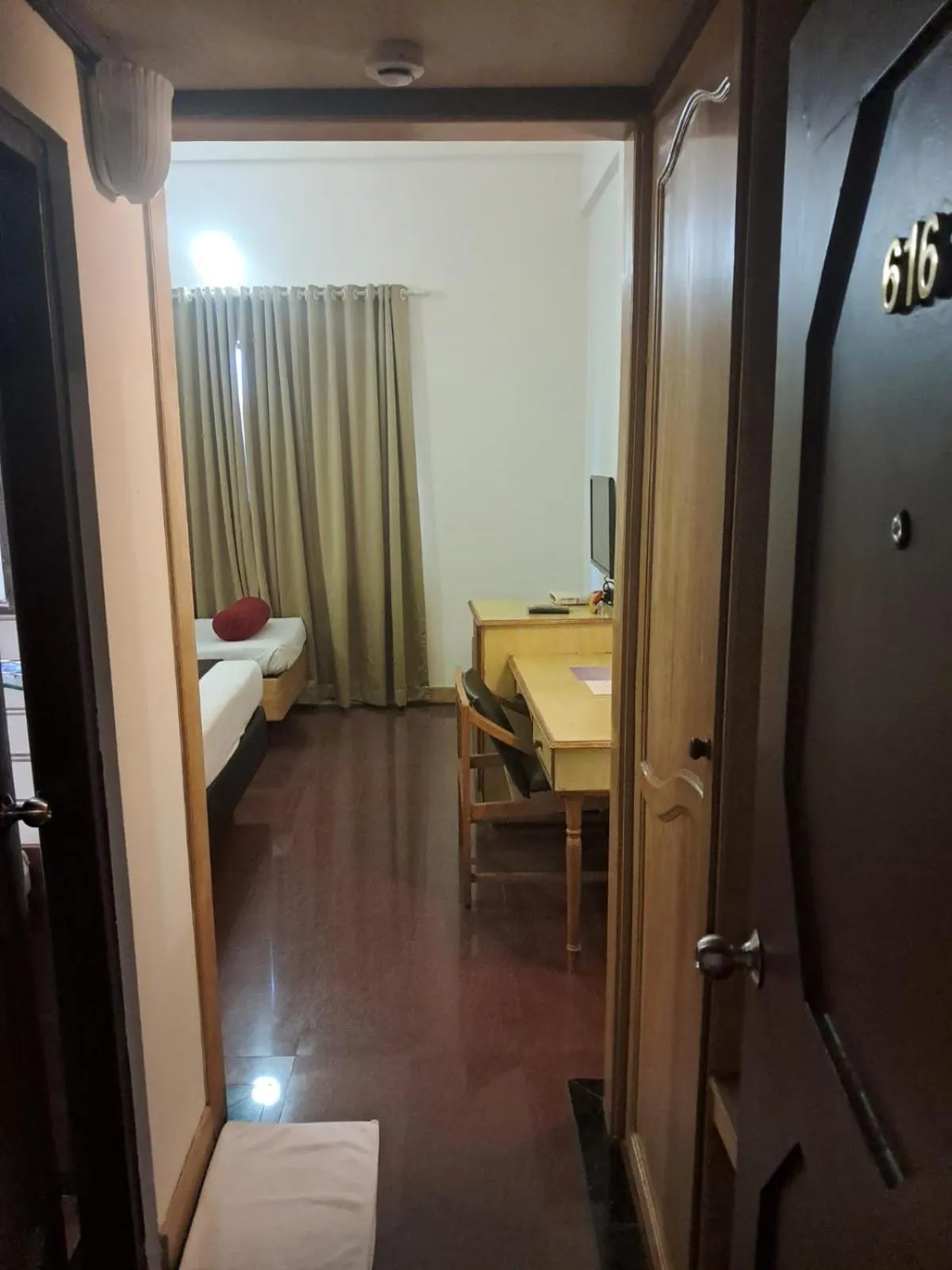 Facade/entrance, Bed in Presidency Towers,Kochi