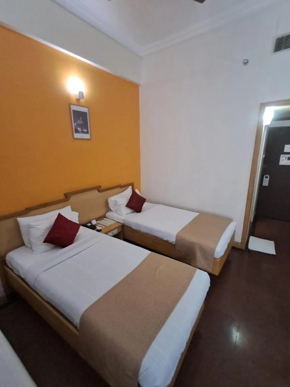 Bed in Presidency Towers,Kochi