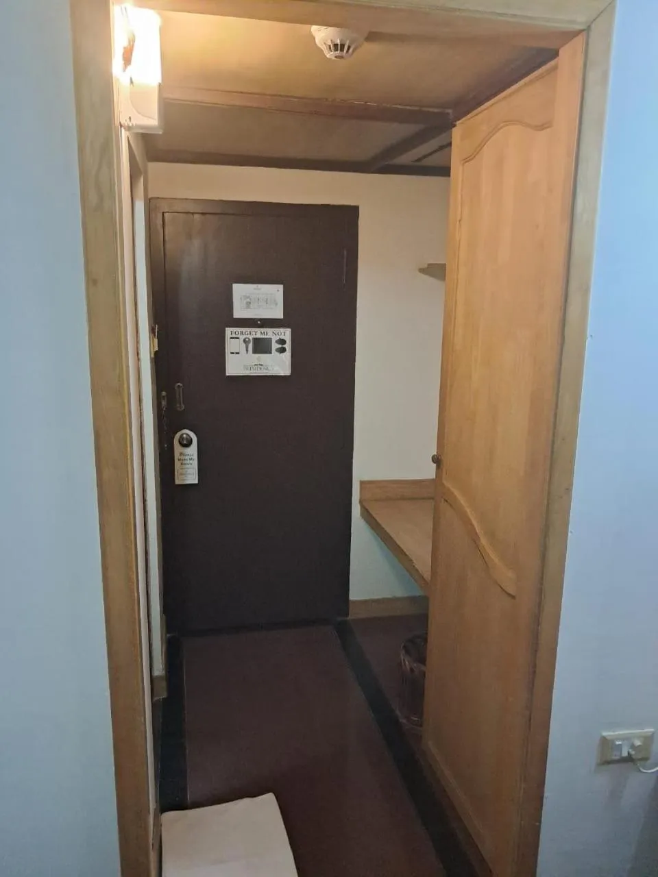 wardrobe in Presidency Towers,Kochi