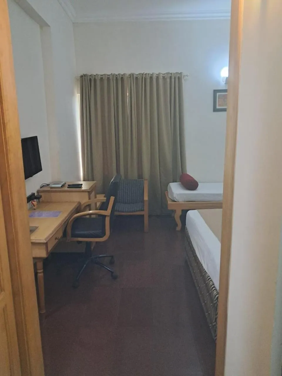 Bedroom, Bed in Presidency Towers,Kochi