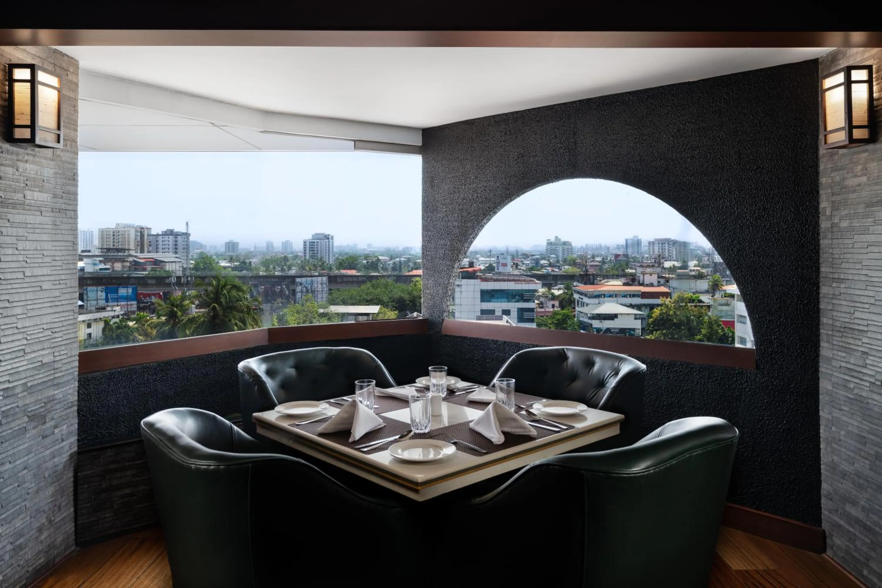 Restaurant/places to eat in Presidency Towers,Kochi