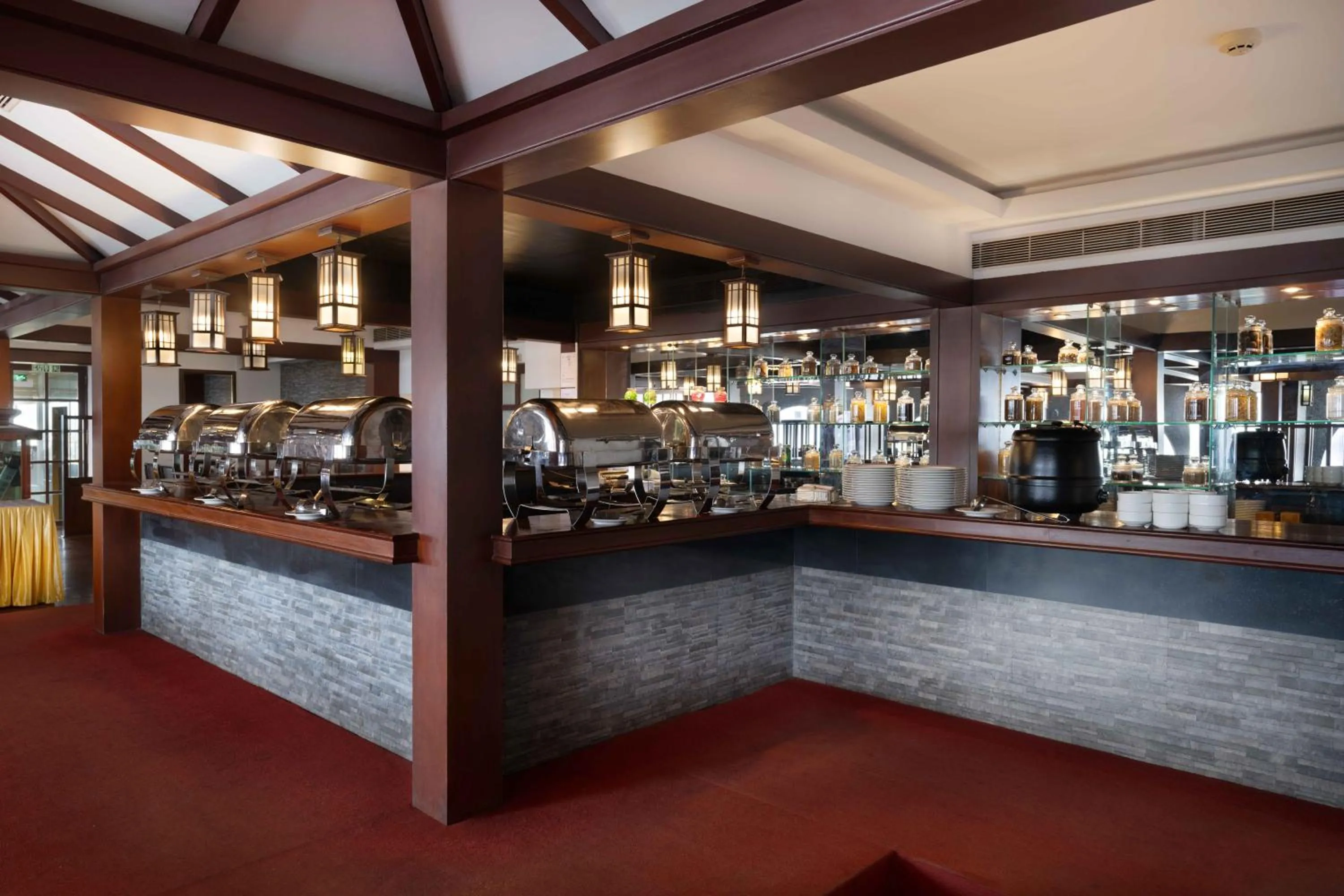 Restaurant/places to eat in Presidency Towers,Kochi