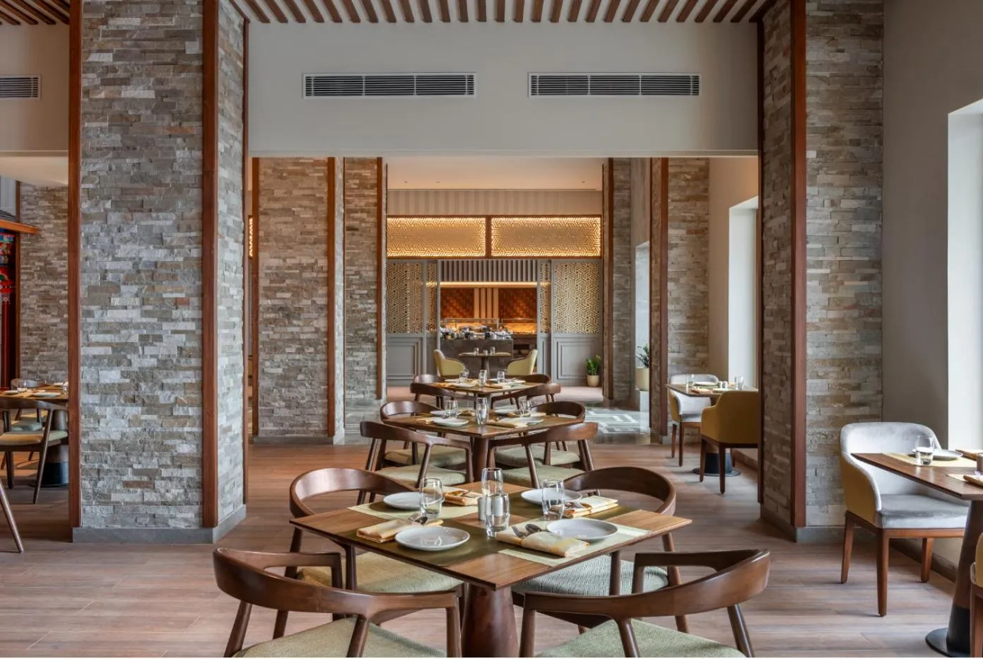 Restaurant/places to eat in Vivanta Tawang