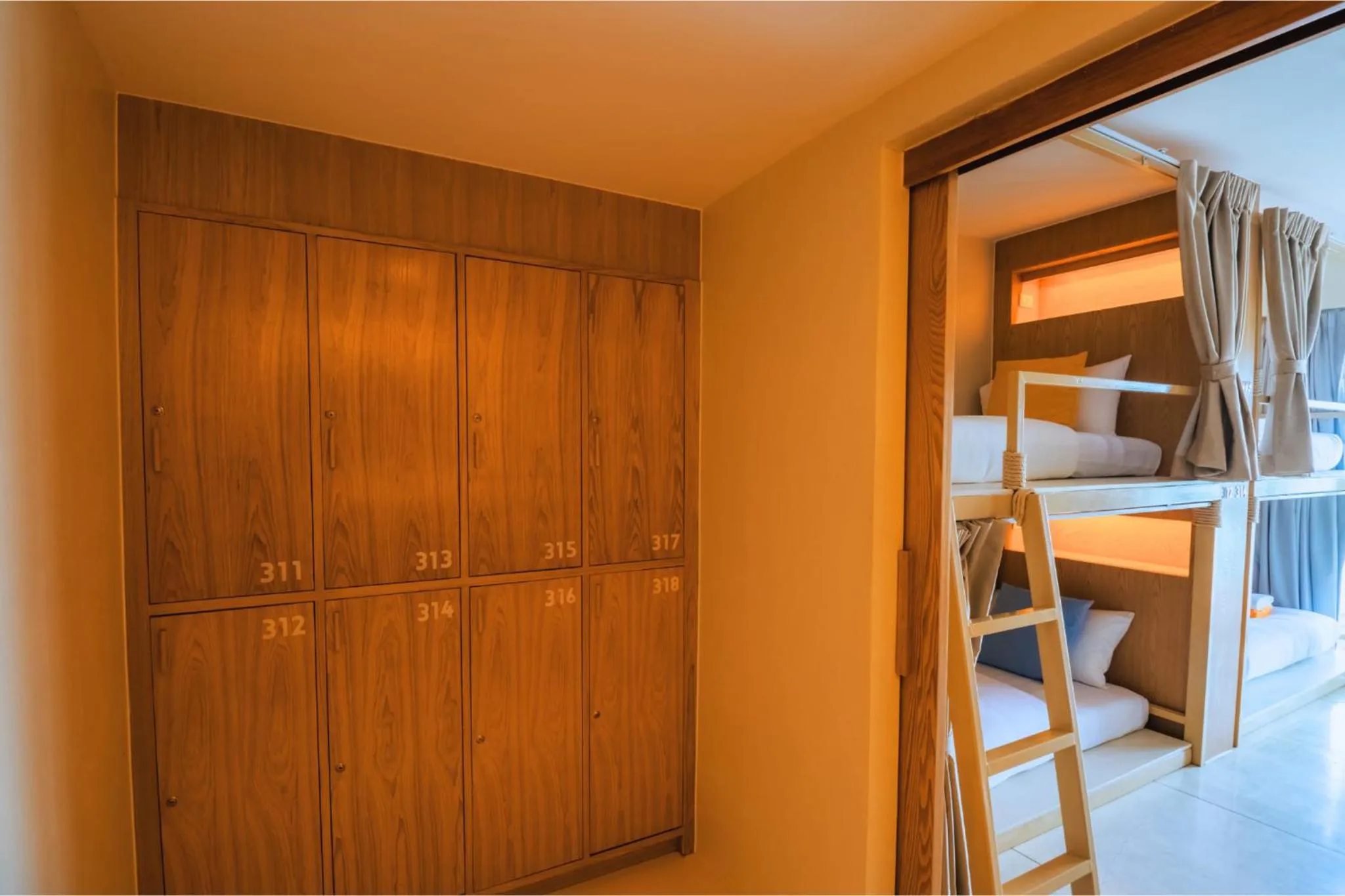 Bed in Sea Sun Bed & Beyond