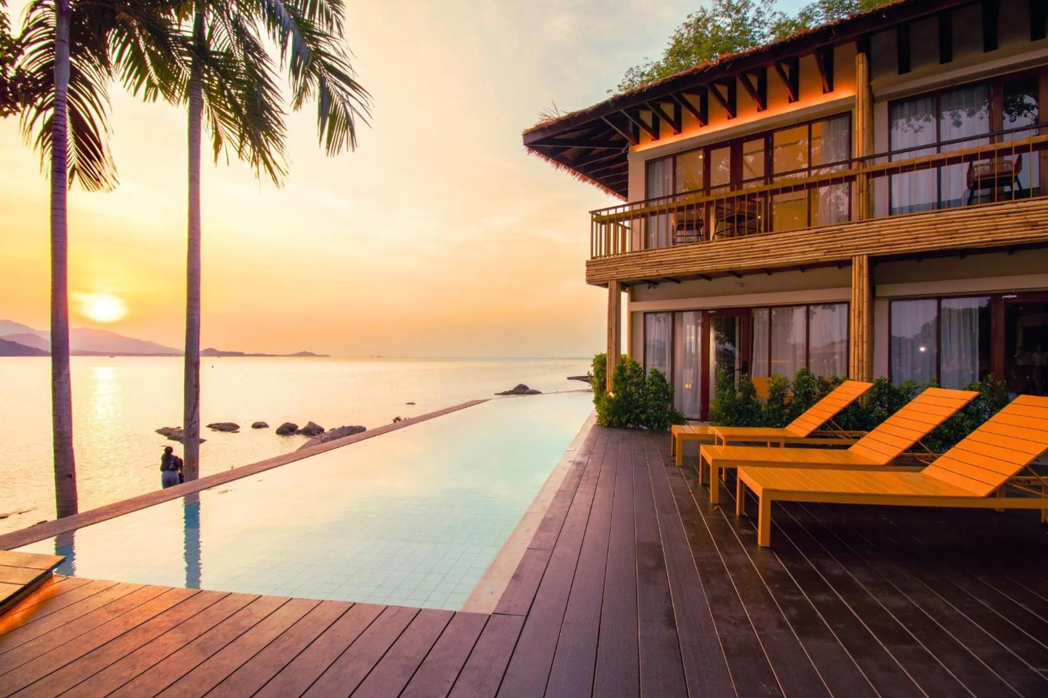 Property building in Sea Sun Bed & Beyond