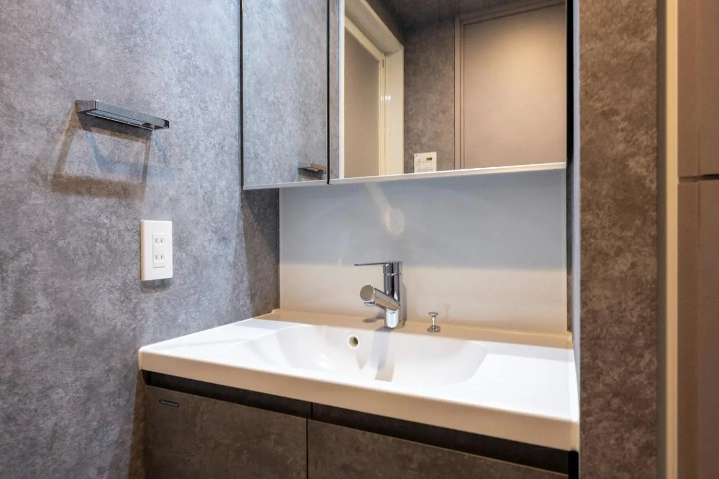 Bathroom in ALTERNA Kuramae