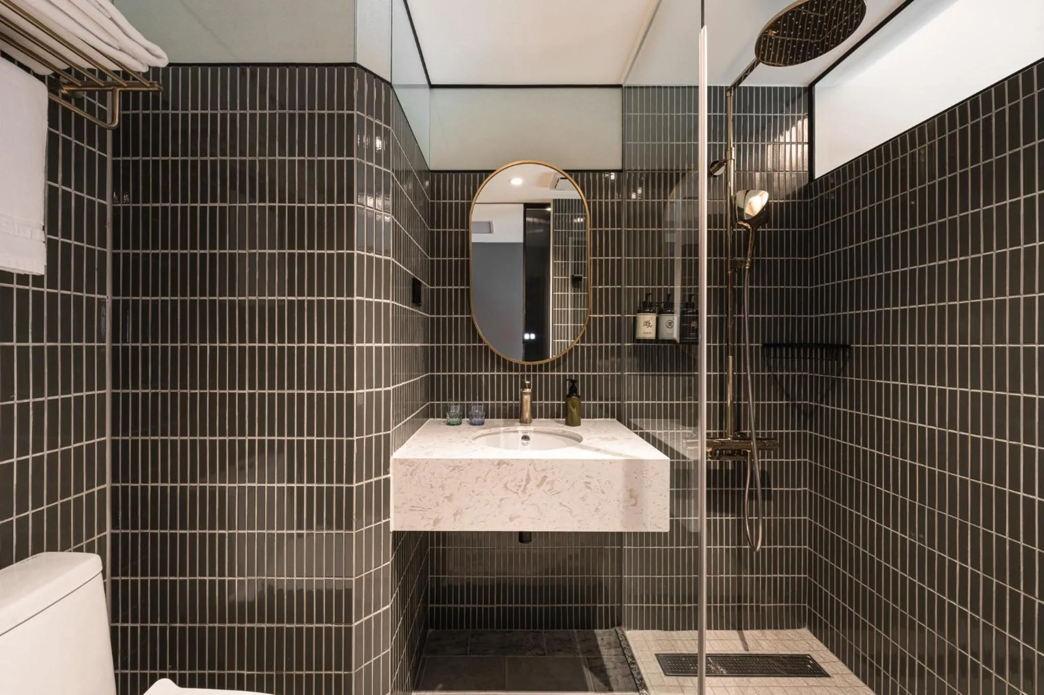 Bathroom in 瀚寓夏天 Hanns Summer