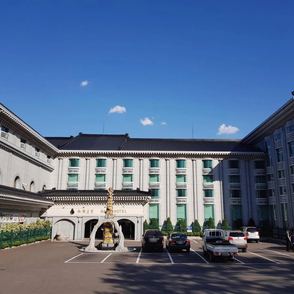 Property building in Hotel Gaya