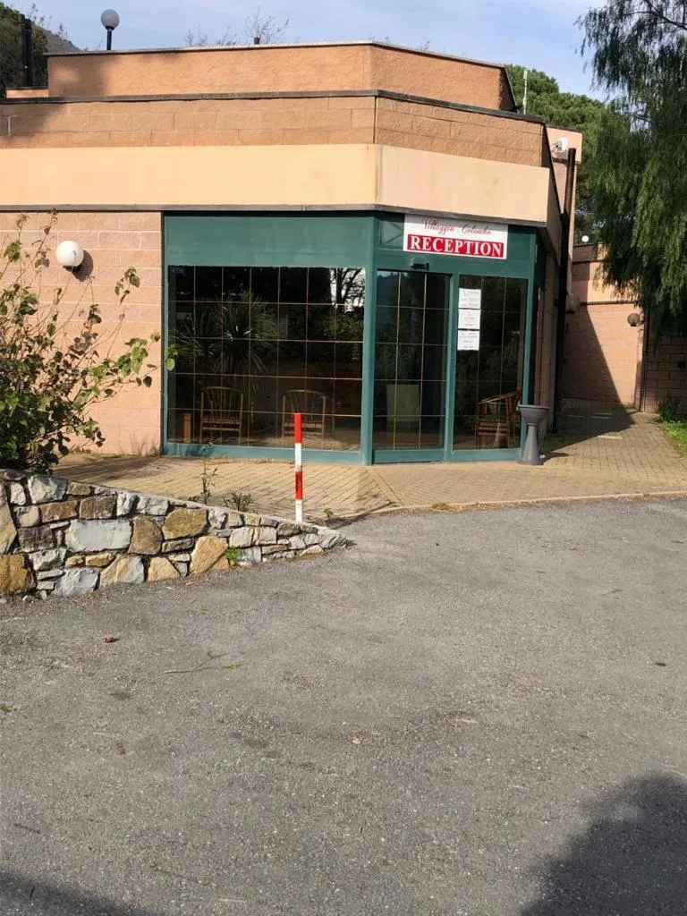 Property building in VILLAGGIO ANDORA COLOMBO