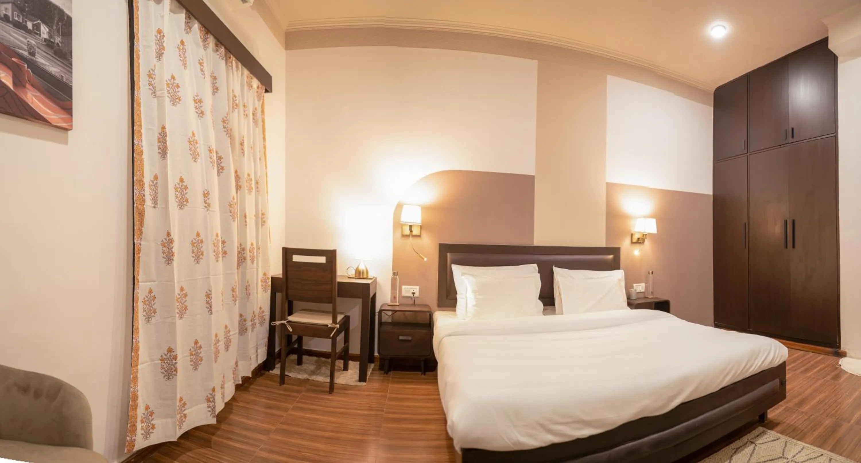 Bed in Firebrick Boutique Residences - GARNET HOUSE