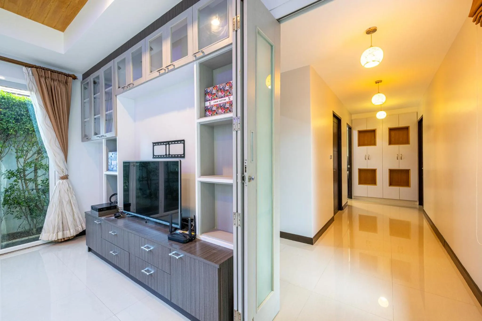 Communal lounge/ TV room in Kana Hotel Phuket普吉岛卡娜酒店