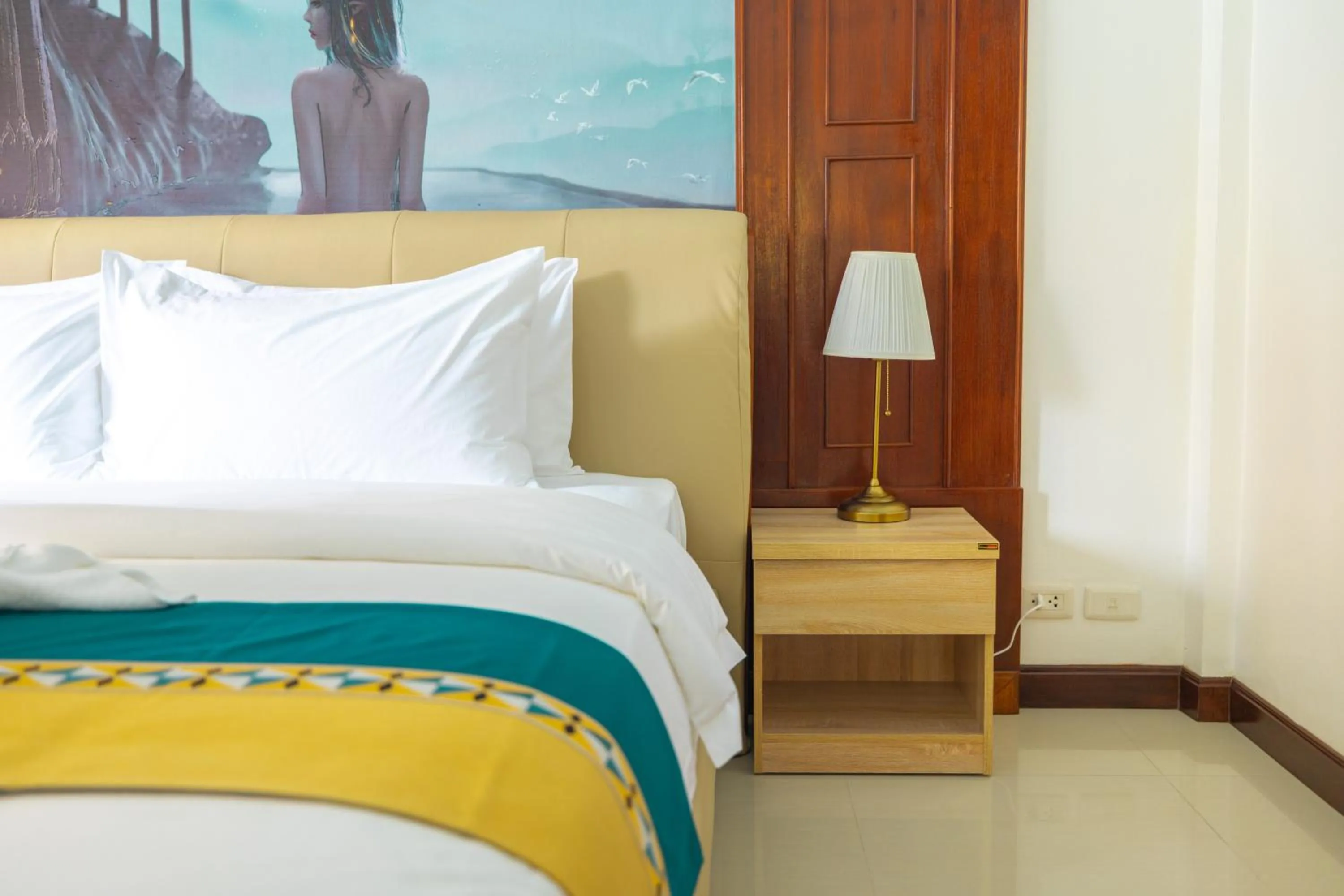 Photo of the whole room, Bed in Kana Hotel Phuket普吉岛卡娜酒店