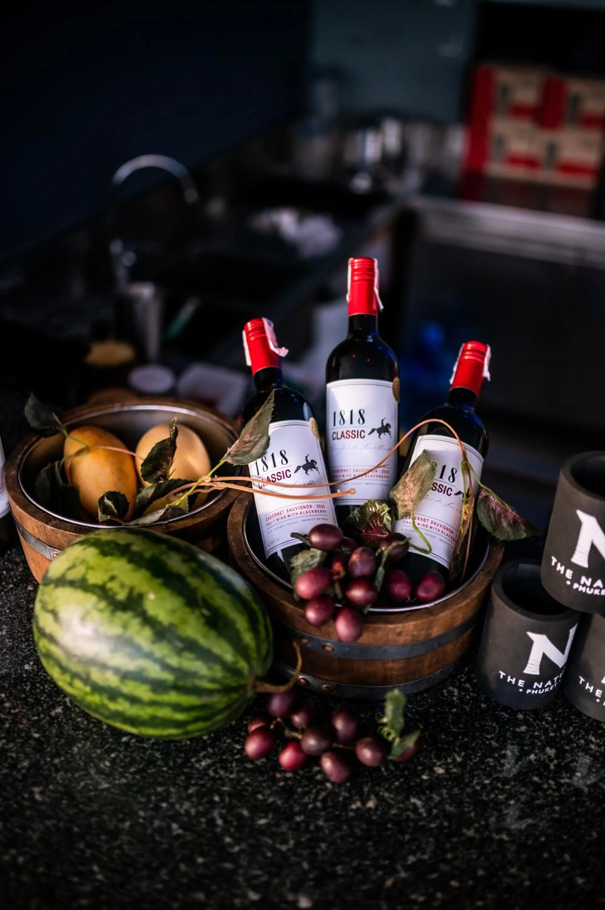 Lounge or bar in Kana Hotel Phuket普吉岛卡娜酒店