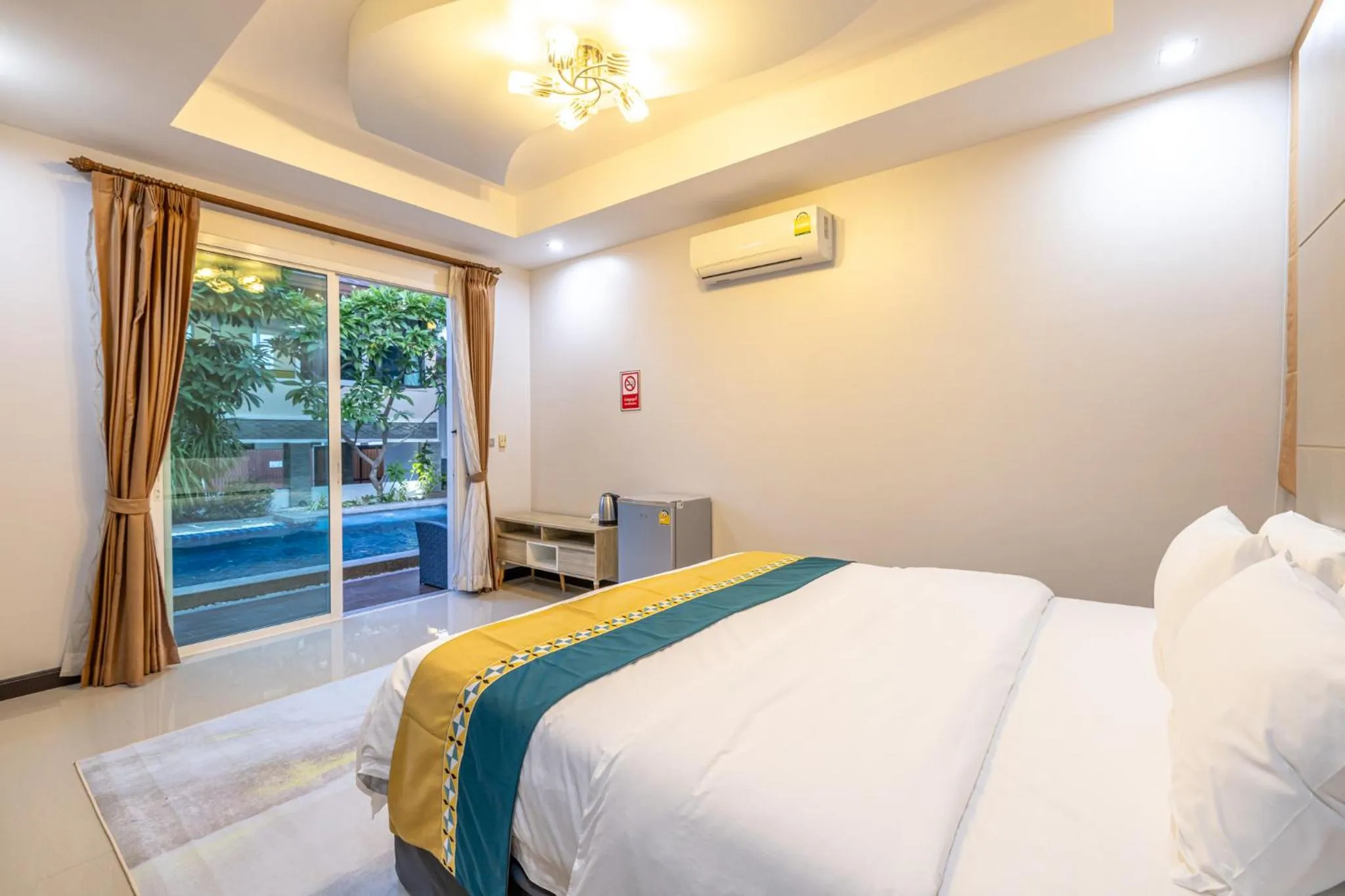 Bed in Kana Hotel Phuket普吉岛卡娜酒店