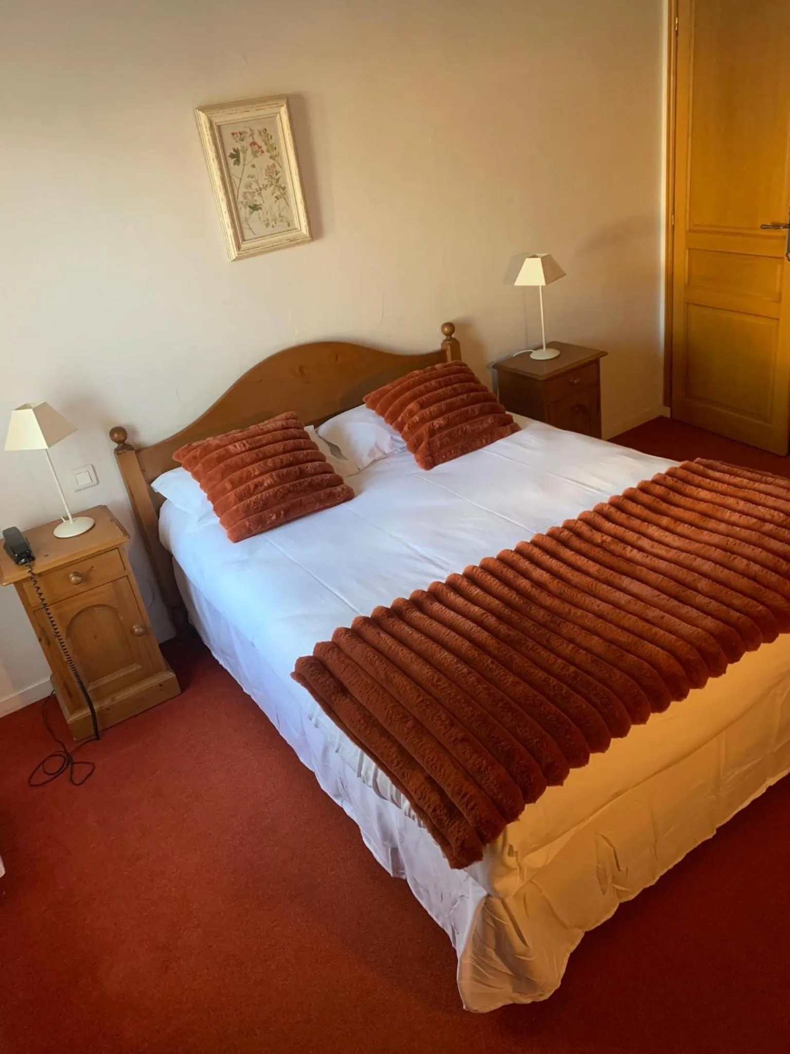 TV and multimedia in AUBERGE DU JEU D'ARC