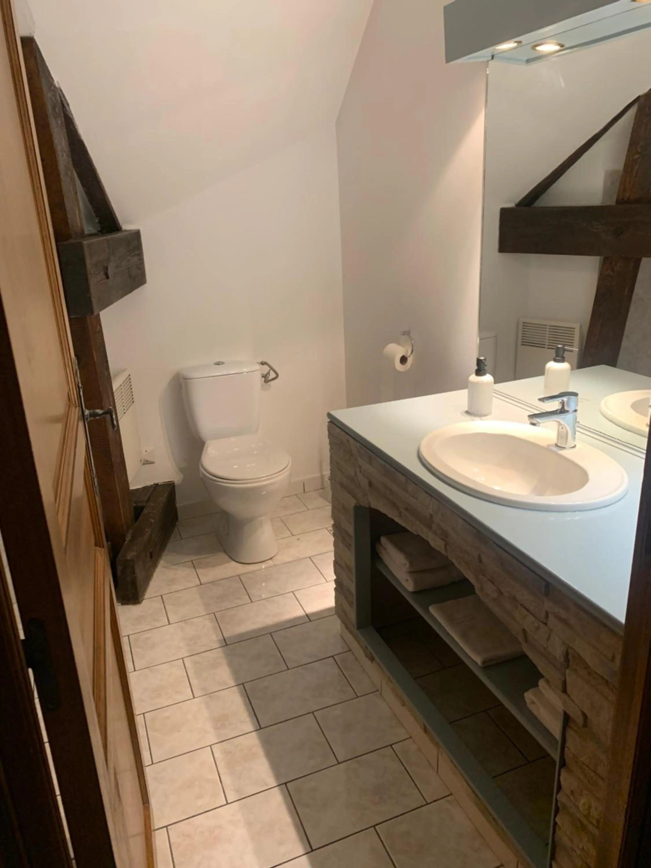 AUBERGE DU JEU D'ARC