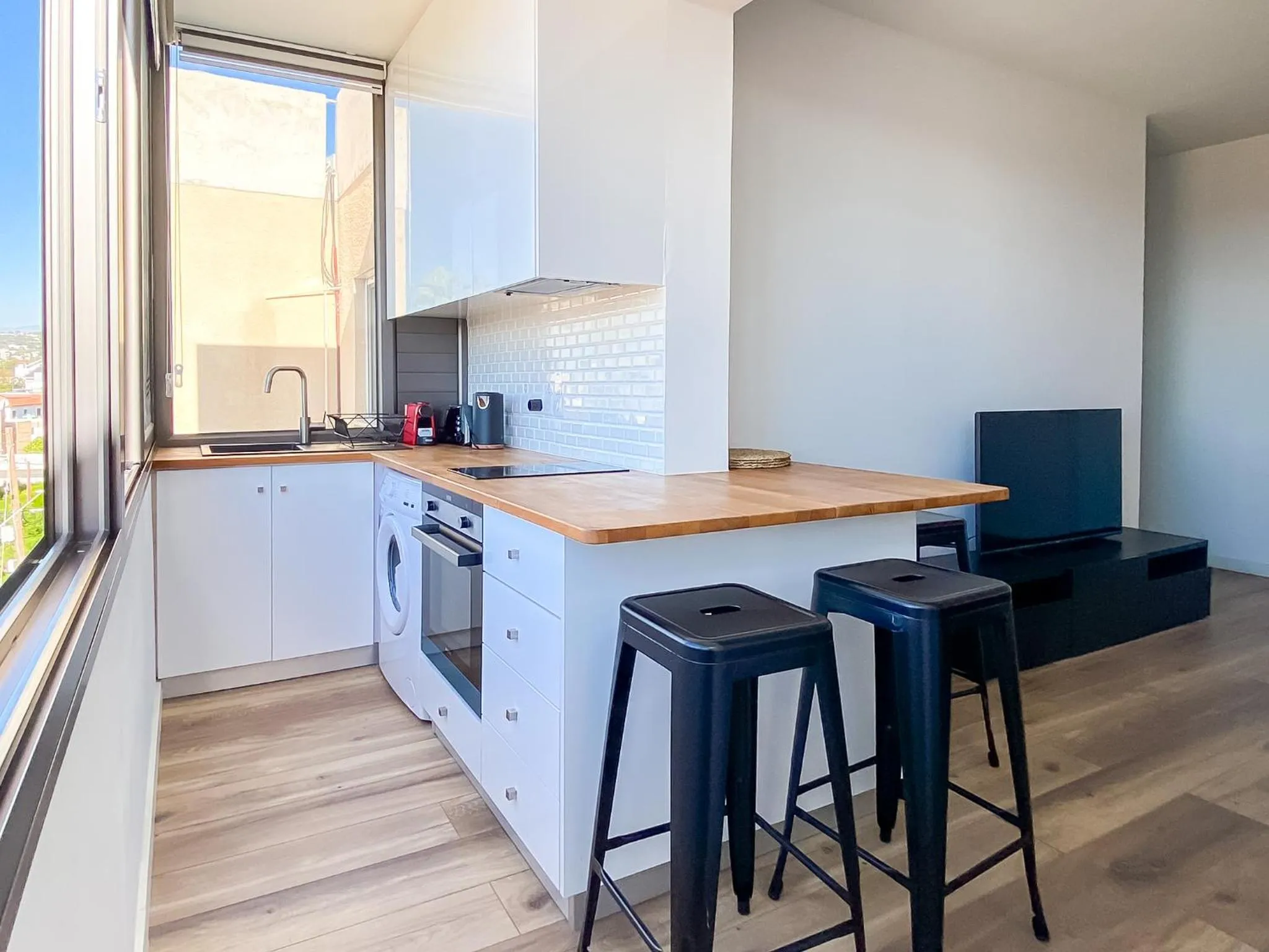 Kitchen or kitchenette in Phaedrus Living: Ourania City Heights Flat