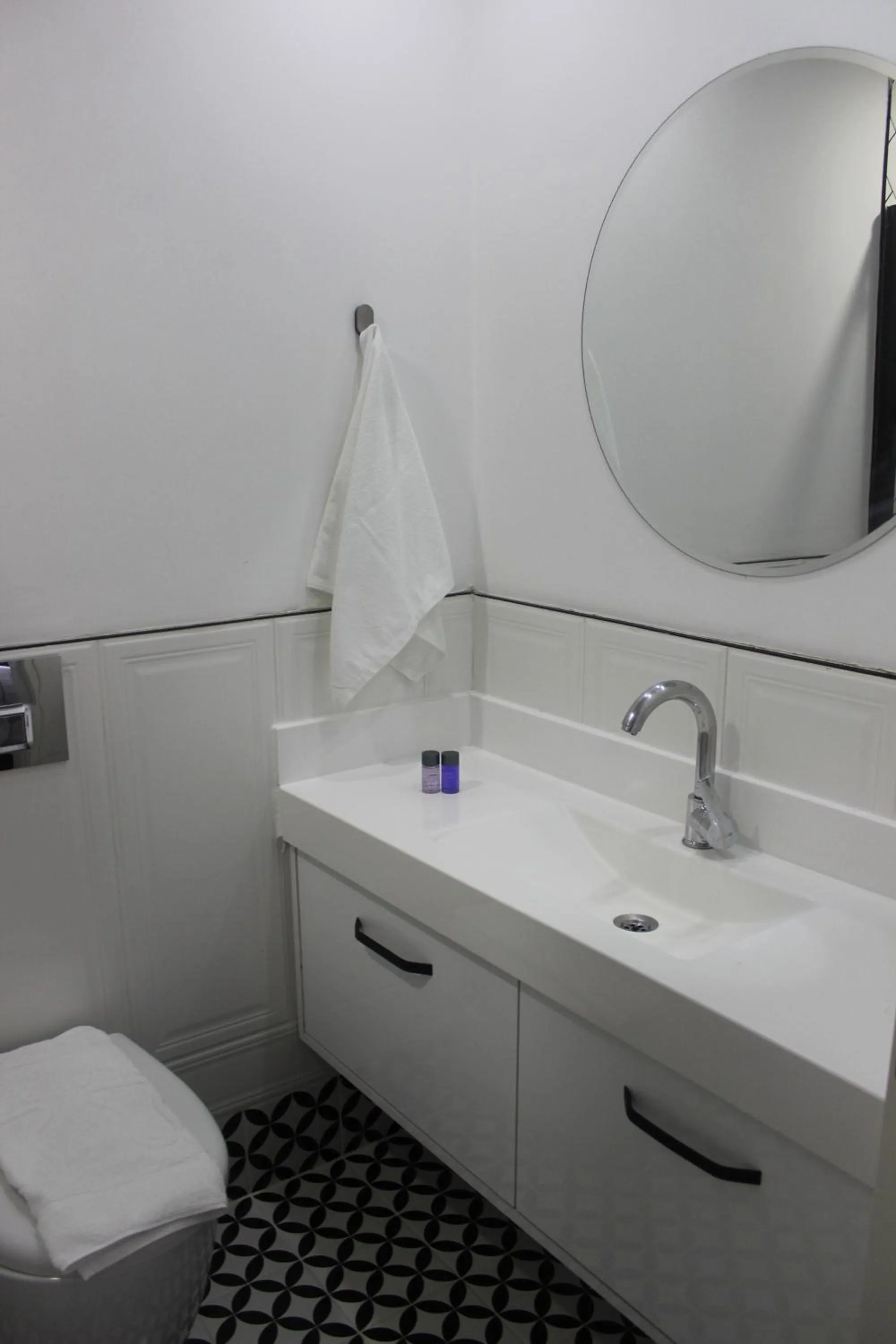 Bathroom in Cosy Suite