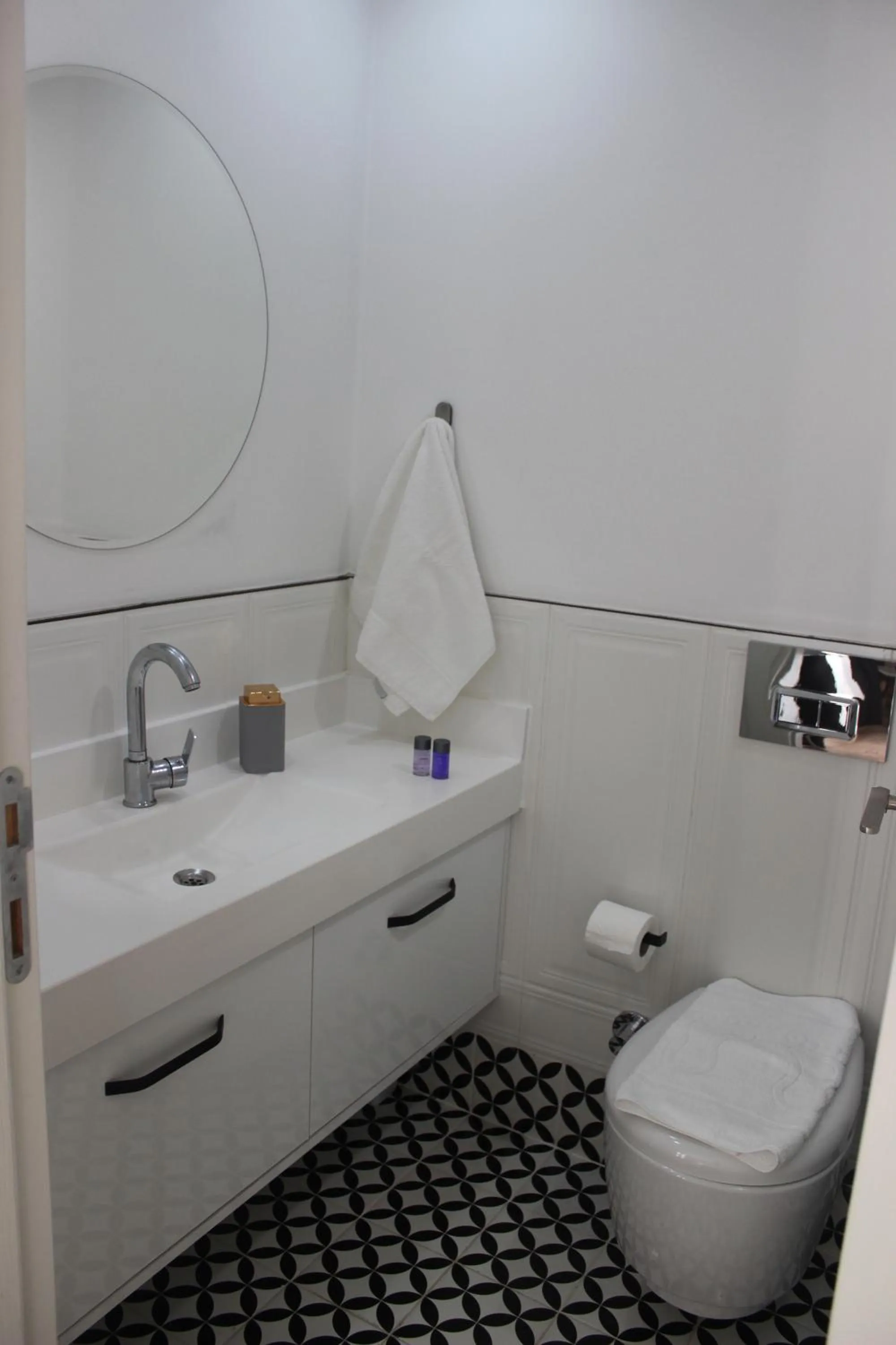 Bathroom in Cosy Suite