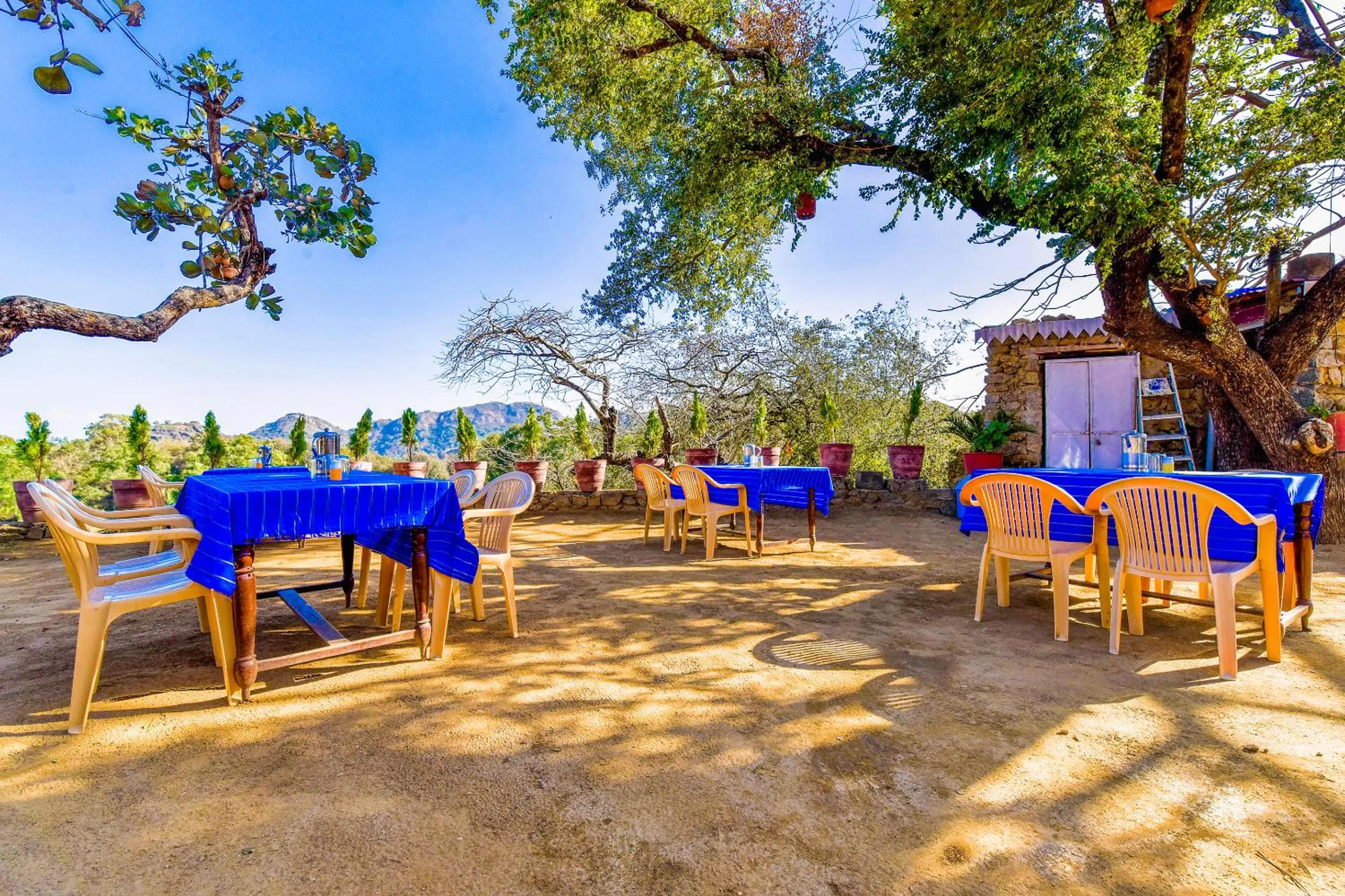 Dining area in Castlle Rock, Mount Abu