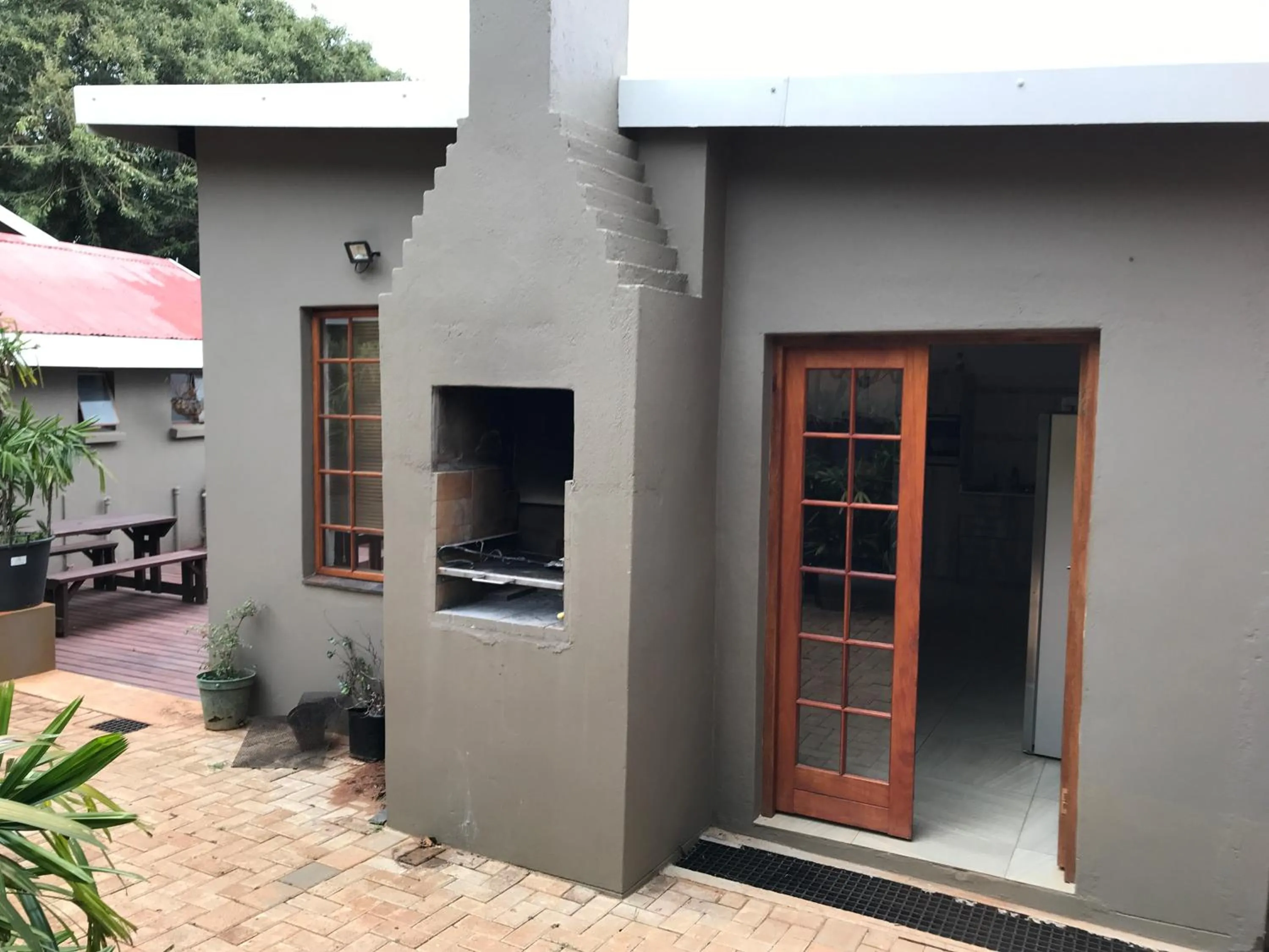 BBQ facilities in Amafu Forest Lodge