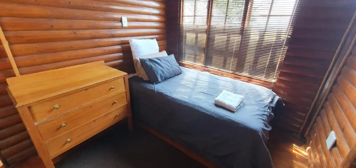 Bed in Amafu Forest Lodge