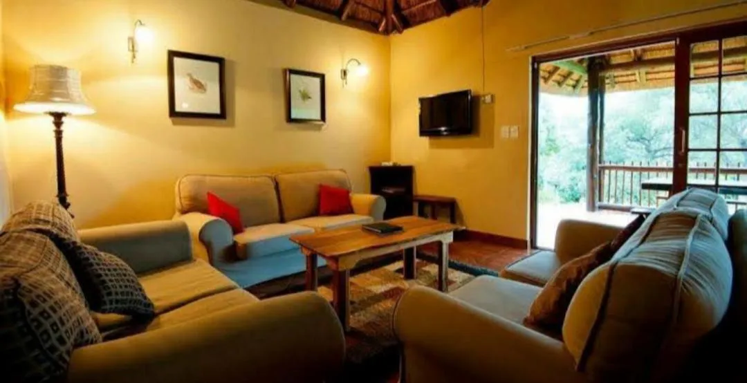 Living room in Amafu Forest Lodge