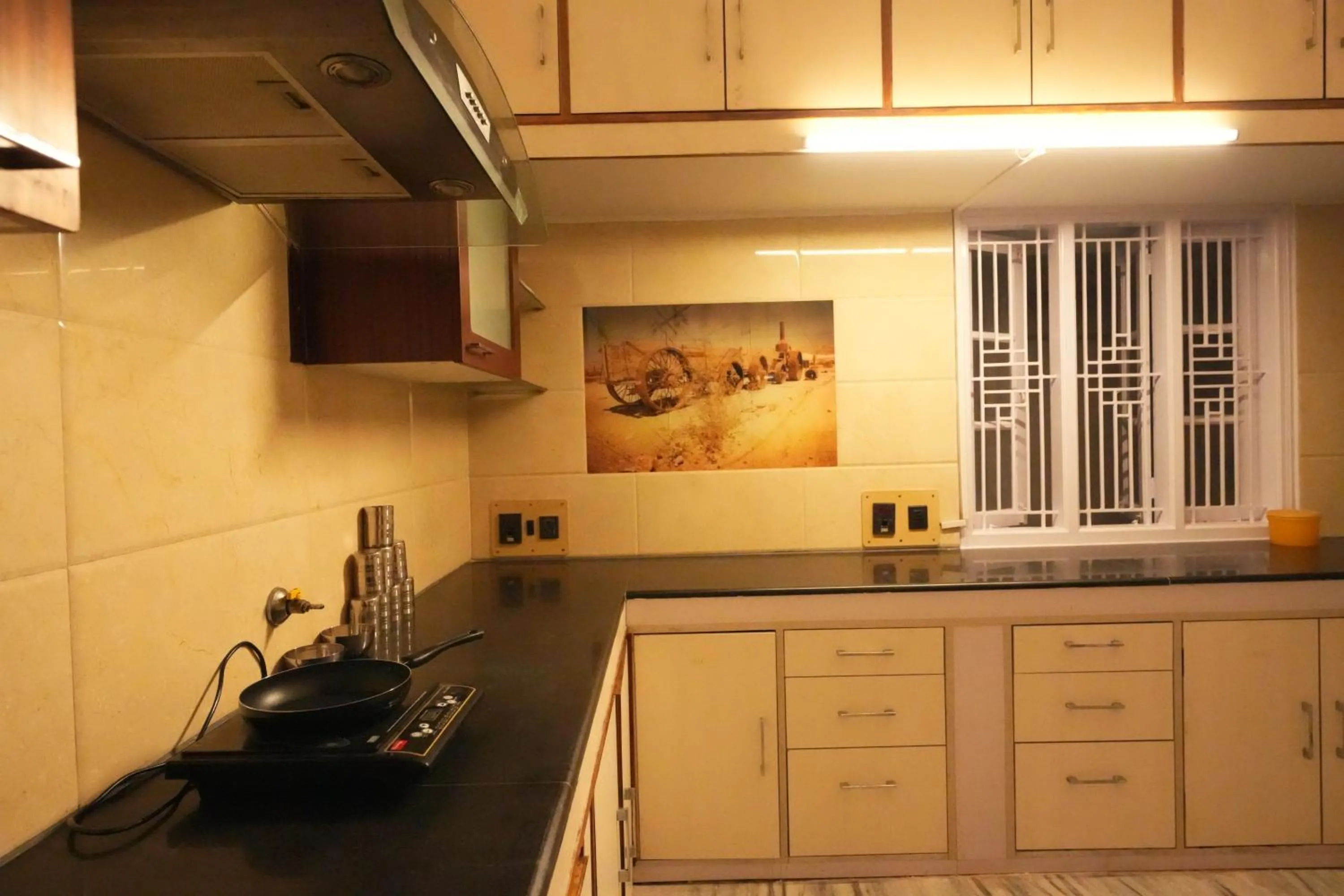 Property building in Palace Hostel by Borrbo