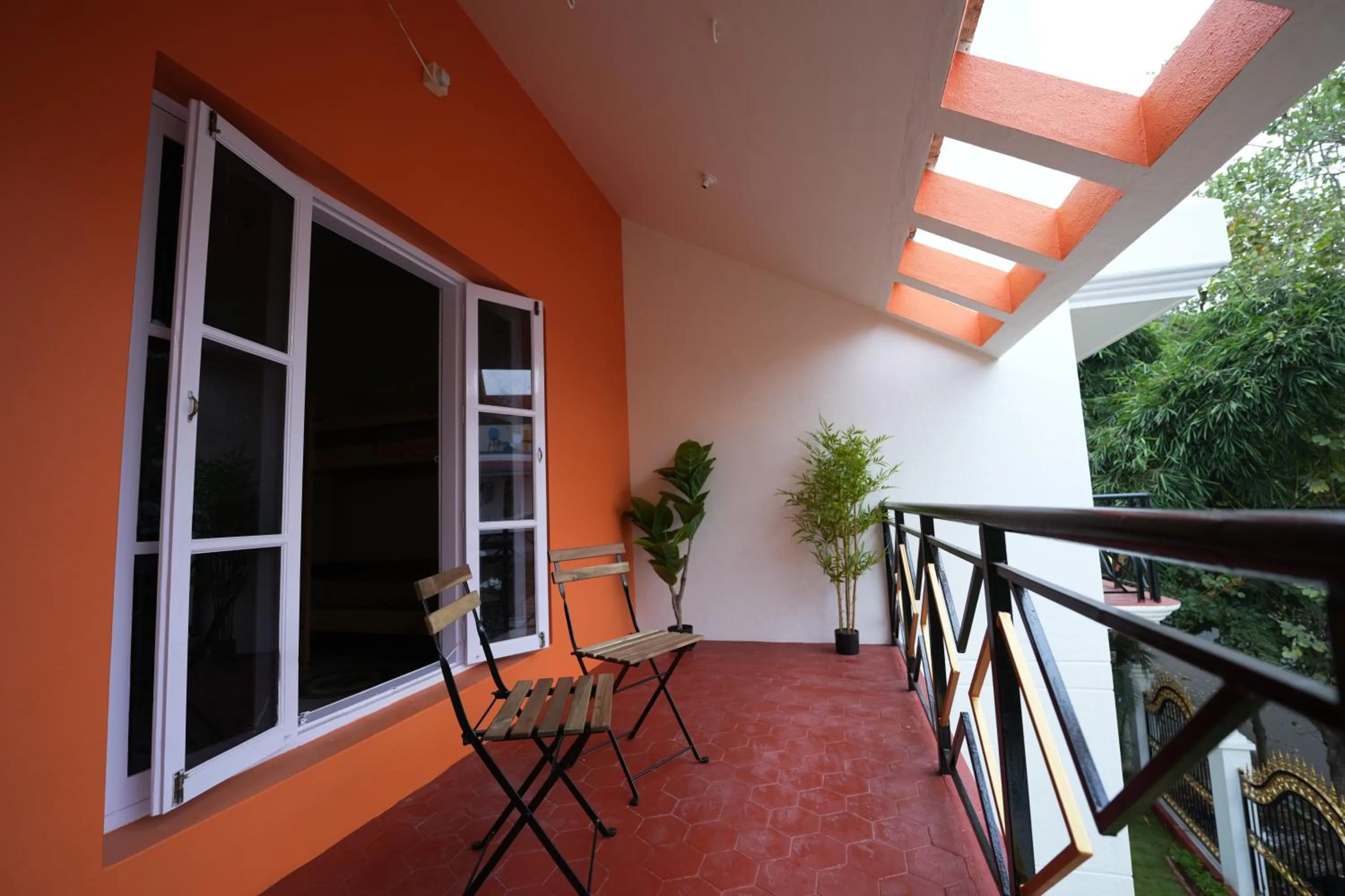 Patio in Palace Hostel by Borrbo