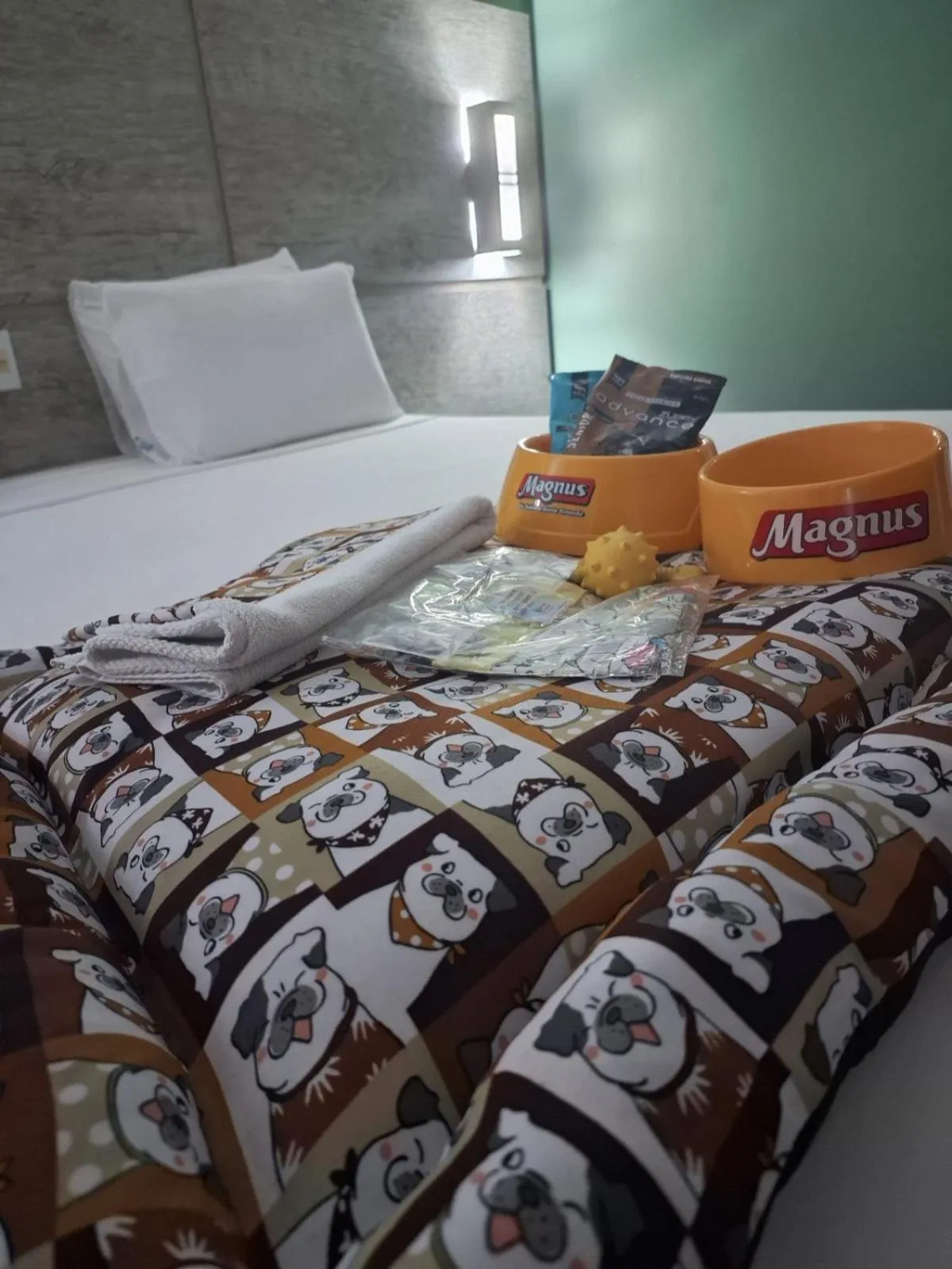 pet friendly, Bed in ARAGUAIA HOTEL
