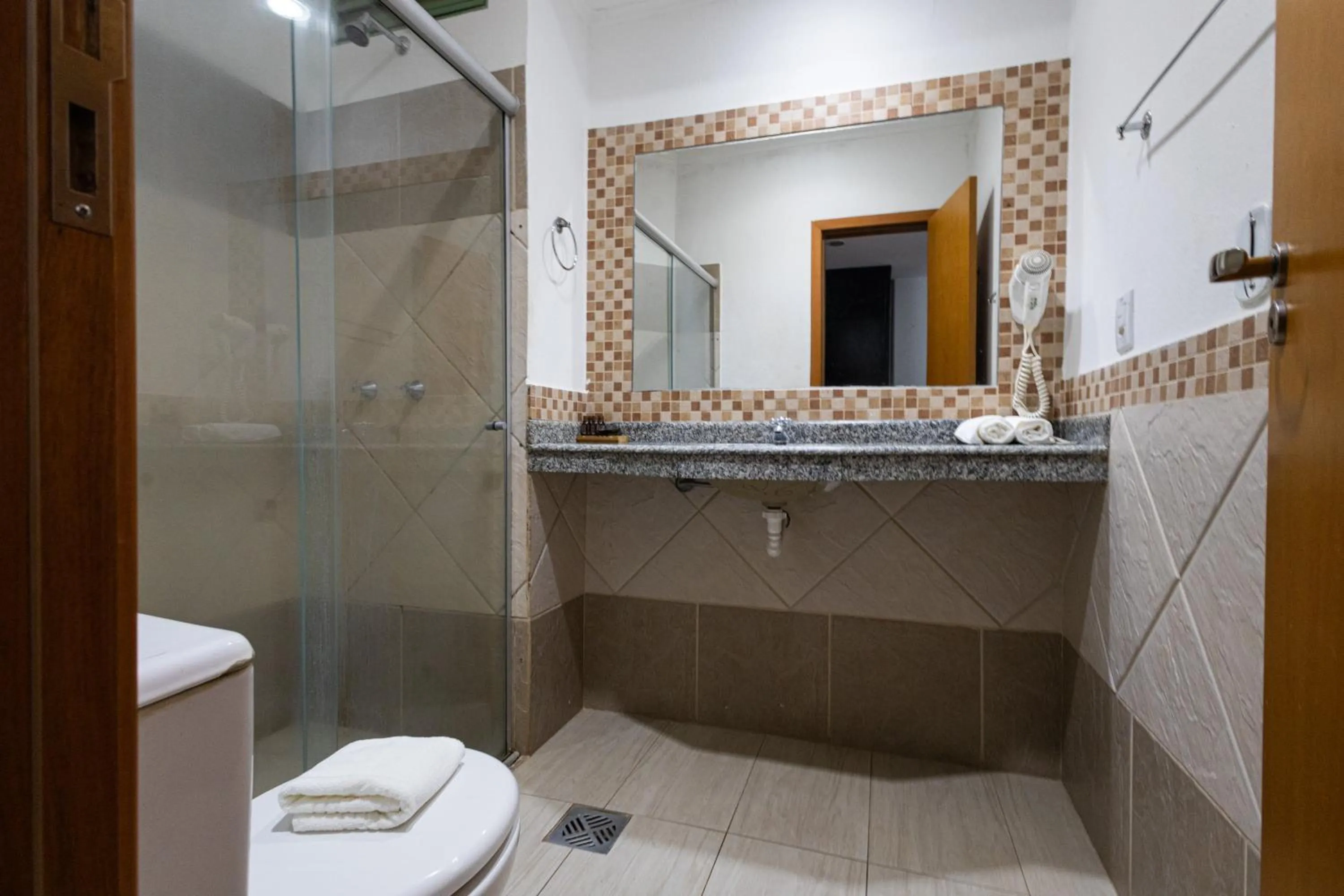 Bathroom in ARAGUAIA HOTEL
