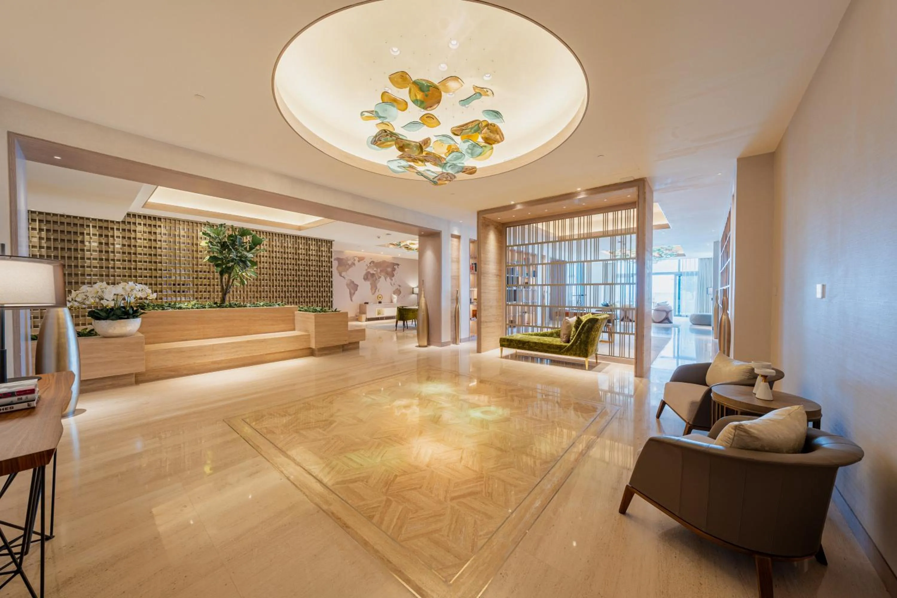 Living room in FIVE Luxe