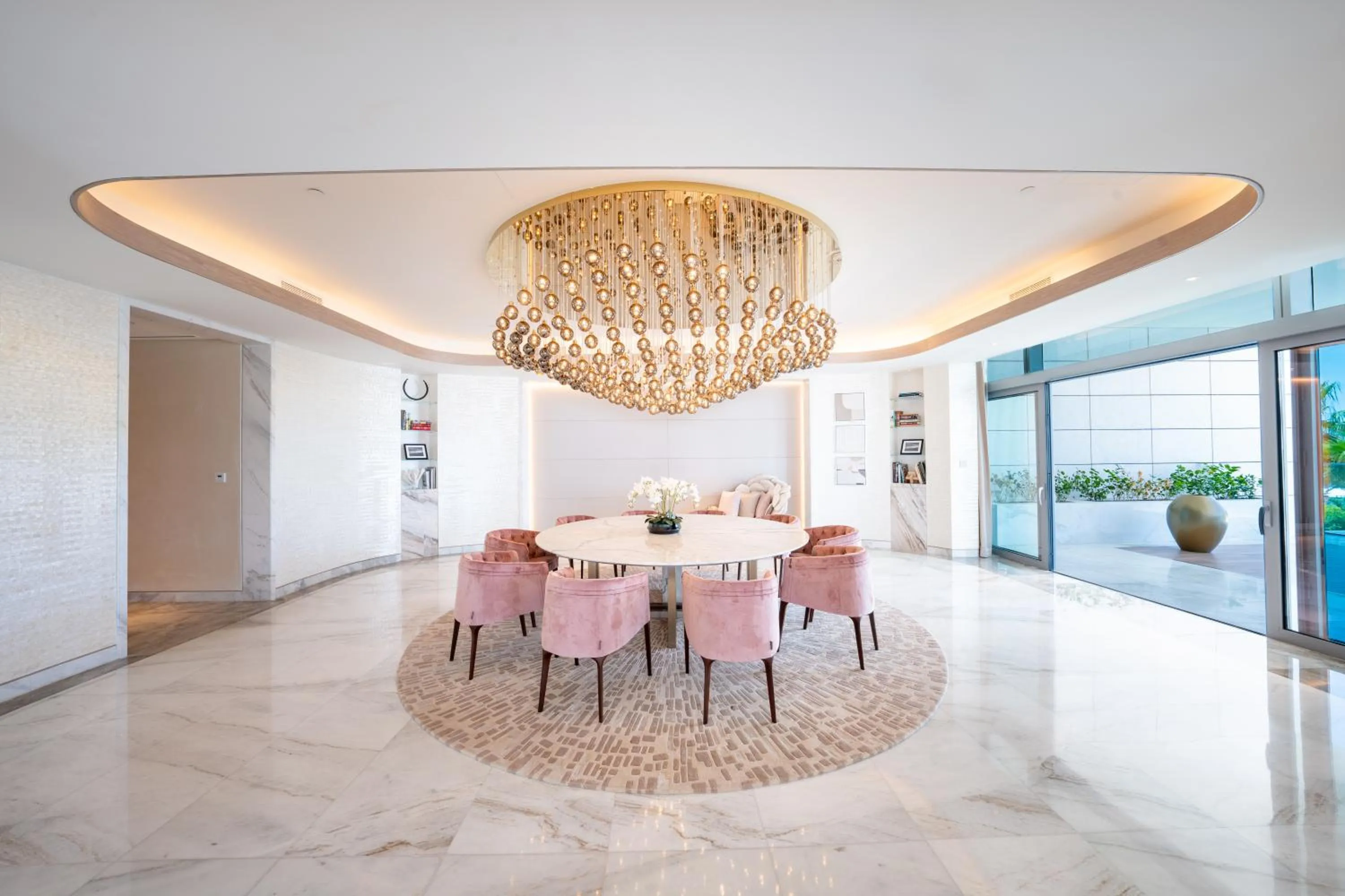 Living room in FIVE Luxe