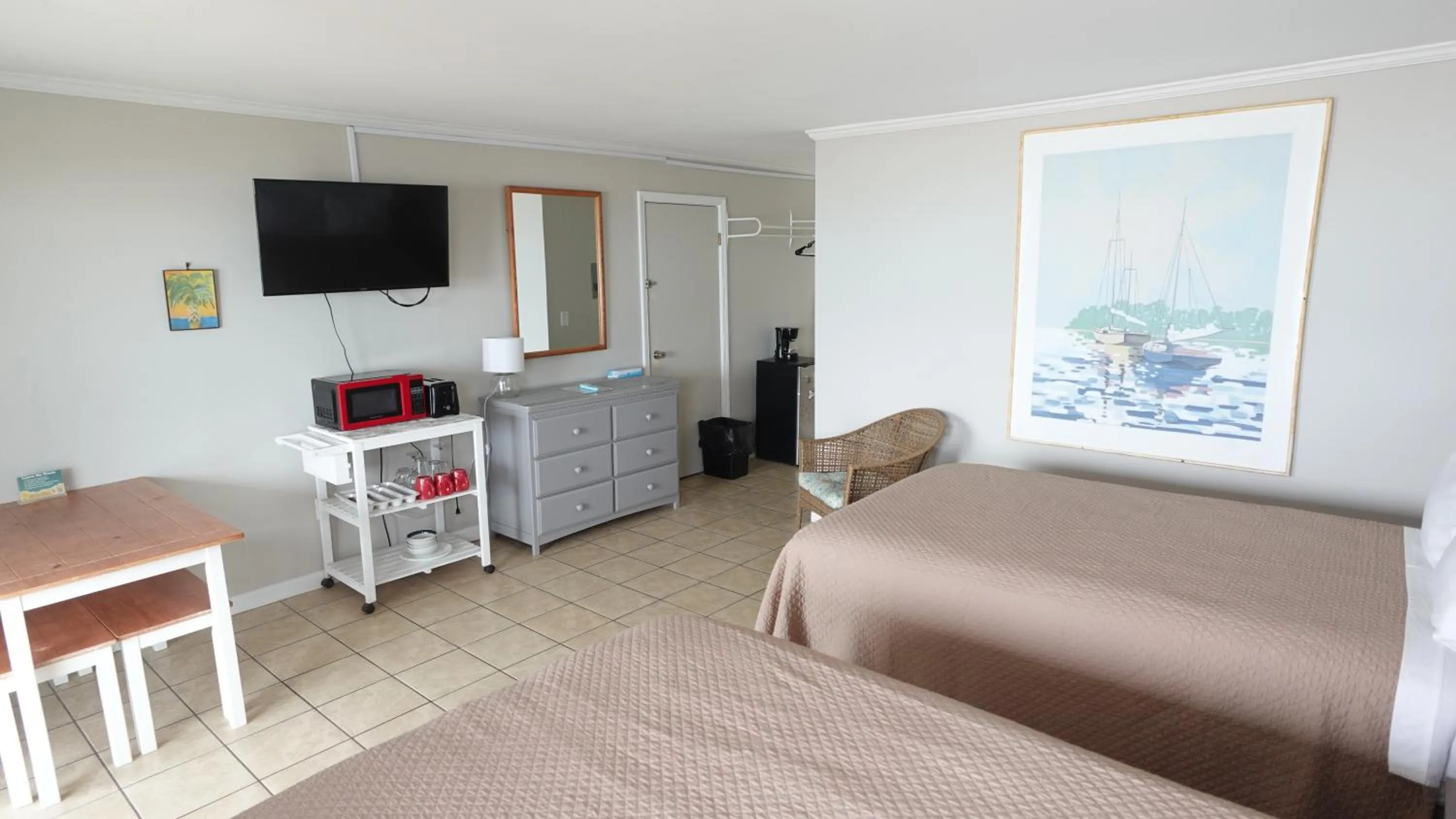 View (from property/room), Bed in Sea Vista Motel