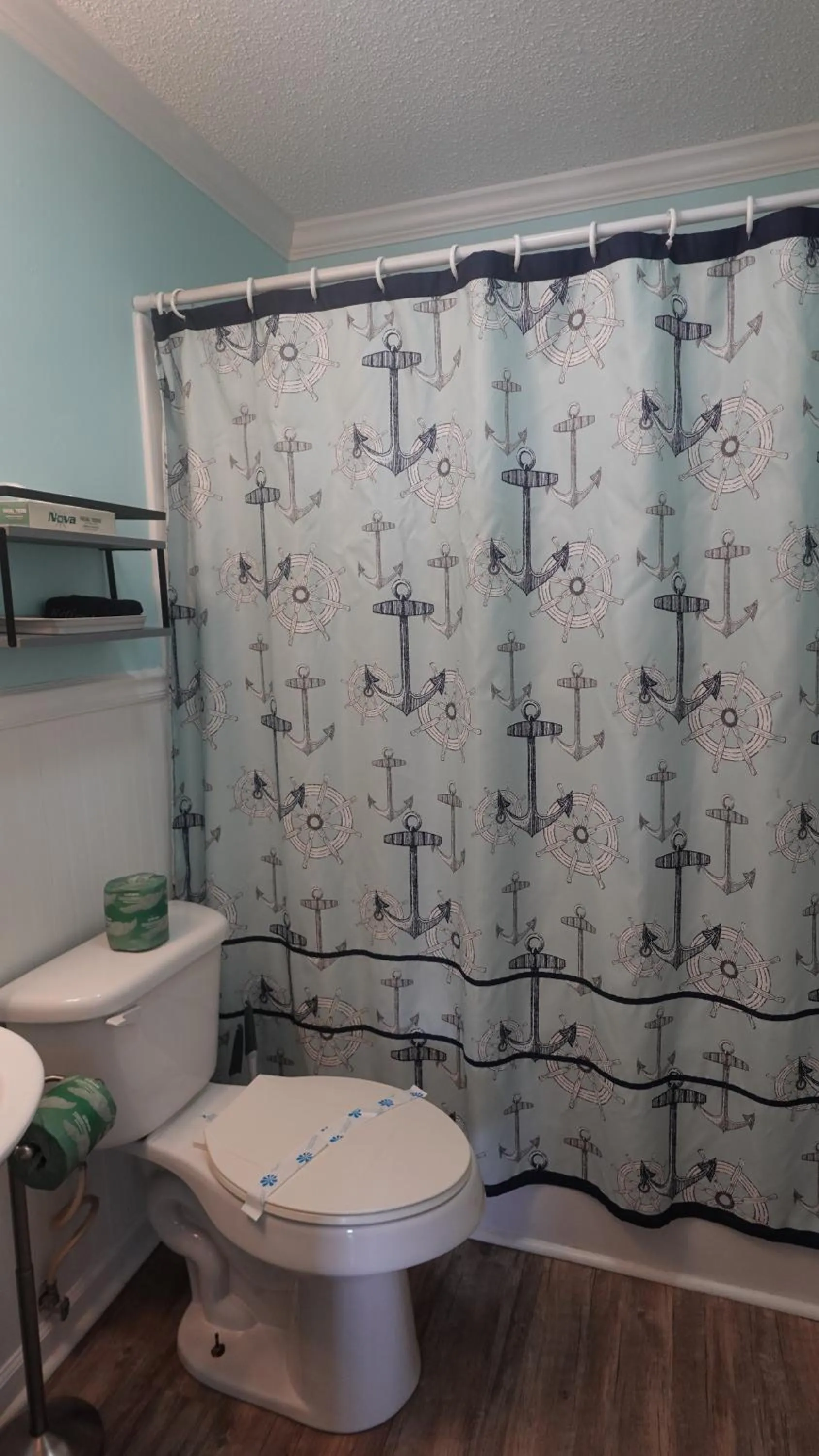 Shower in Sea Vista Motel