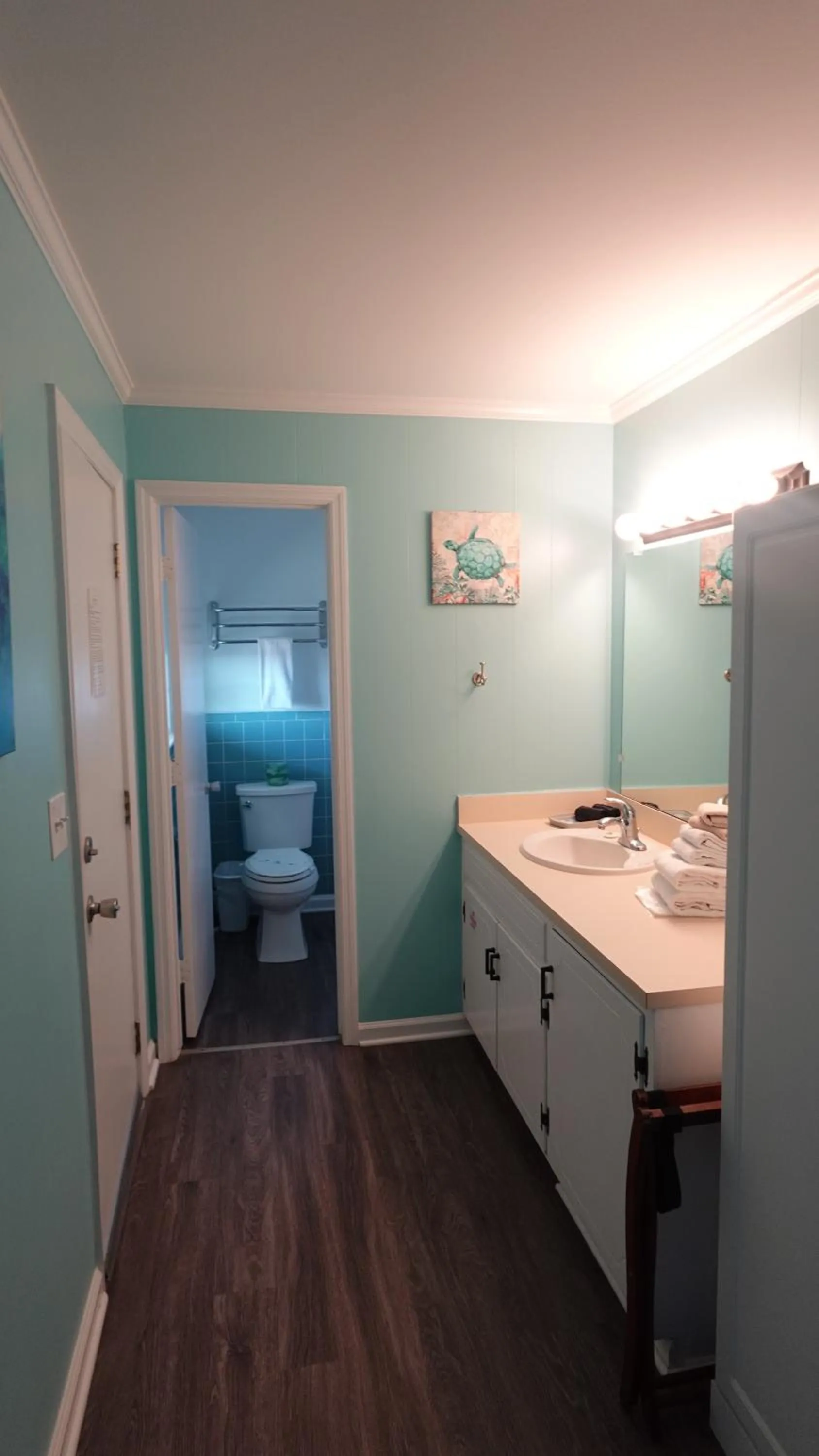 Bathroom in Sea Vista Motel