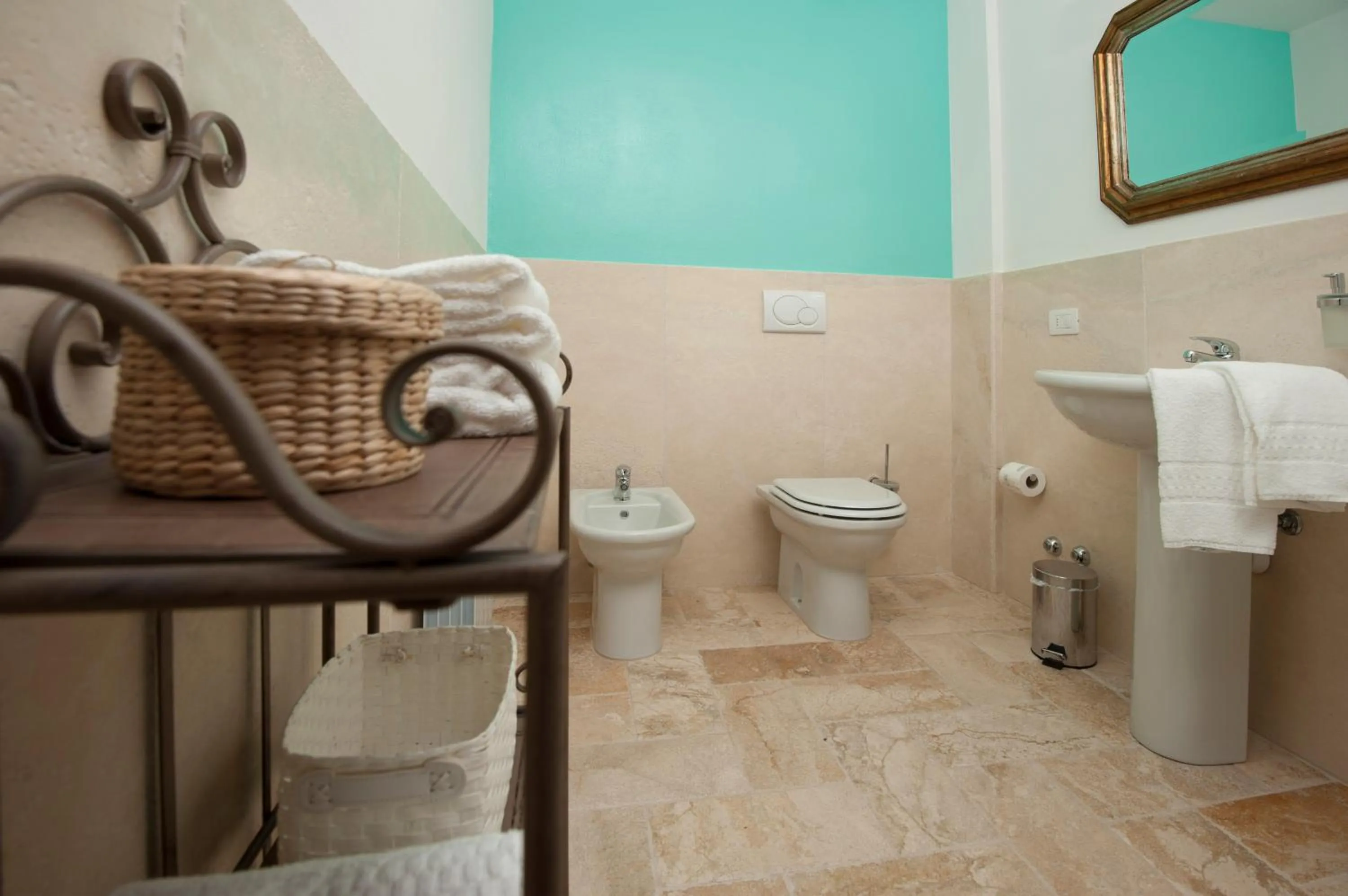 Bathroom in Antico Granaione