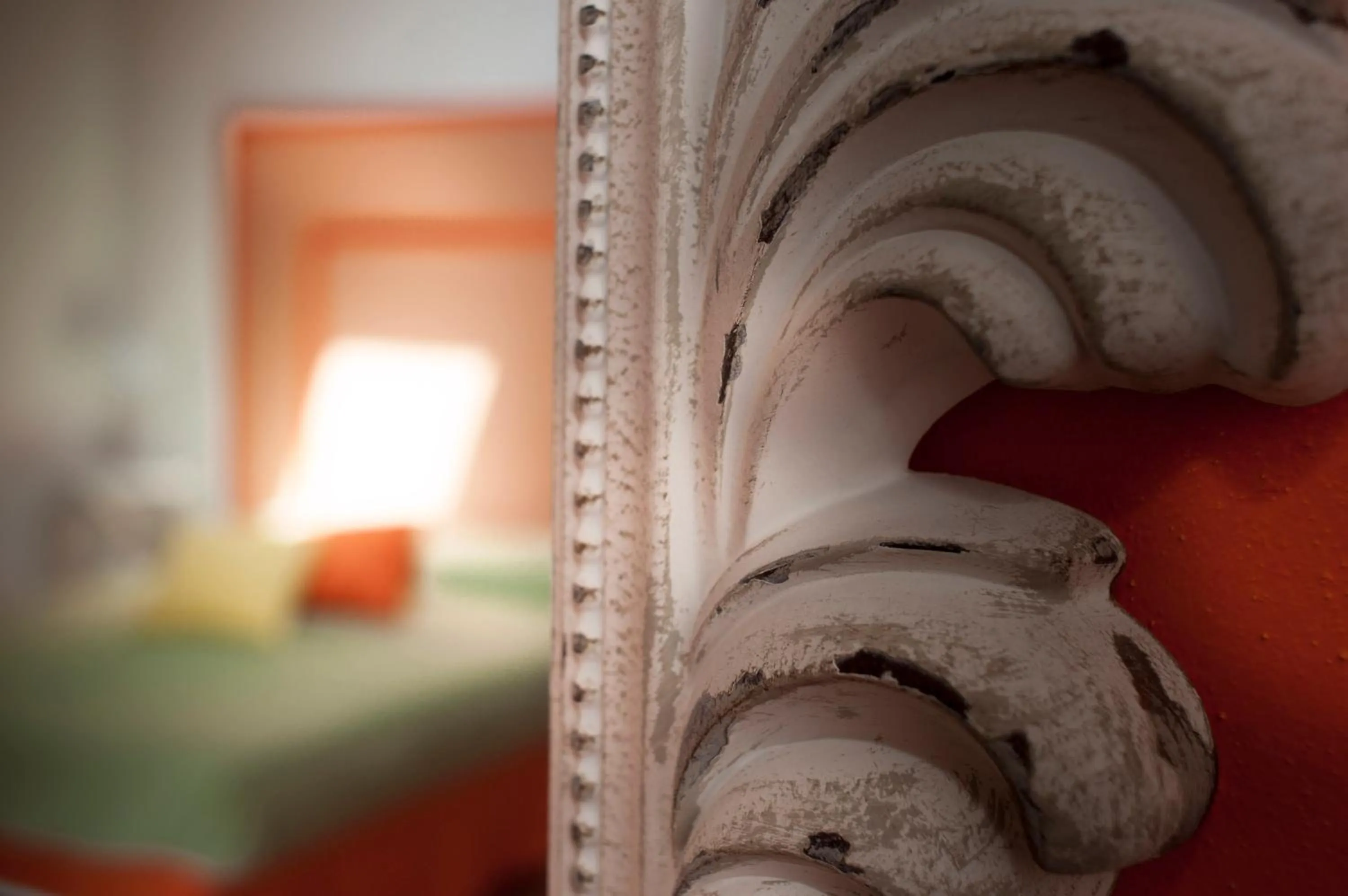 Decorative detail, Bed in Antico Granaione